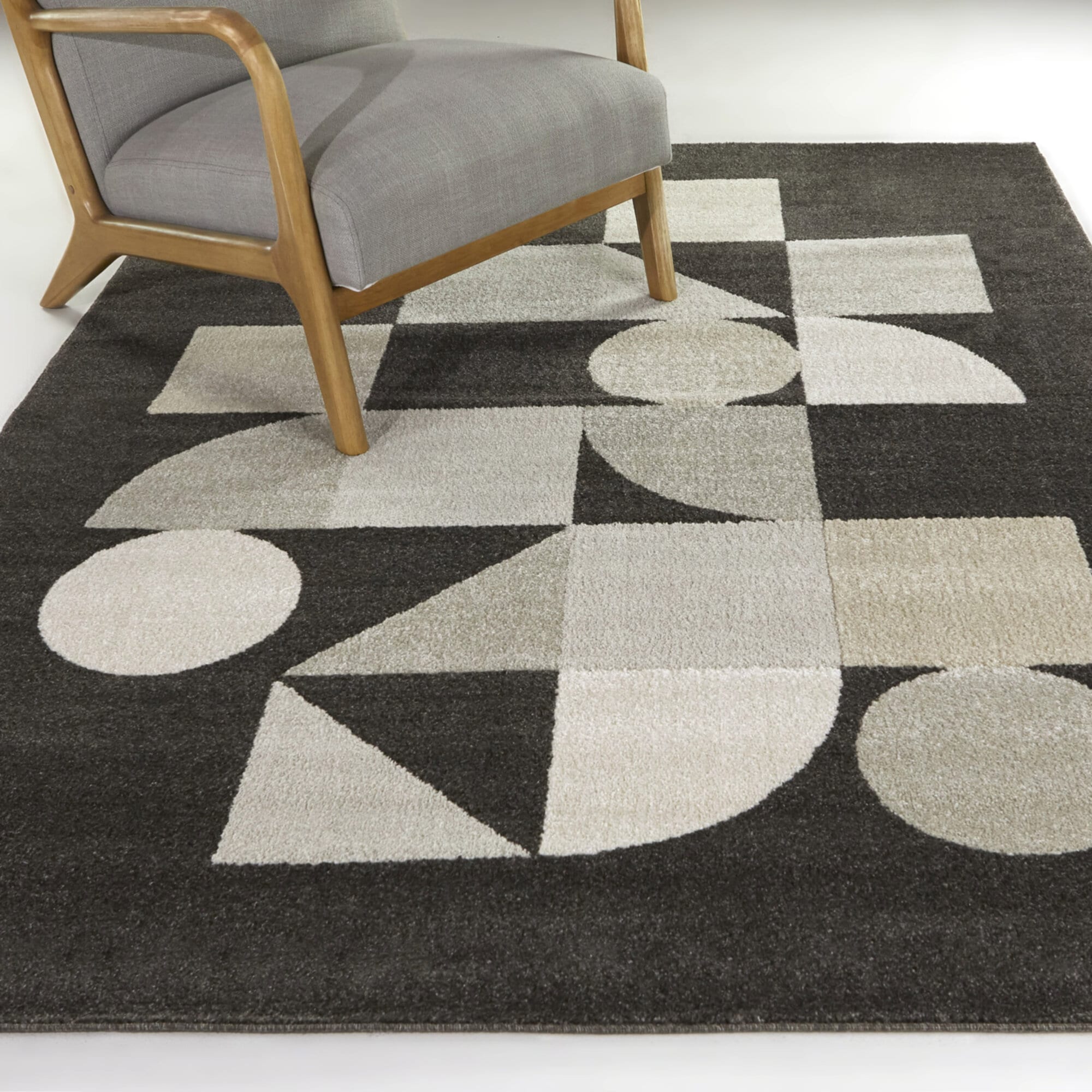 Balta 3111149 5 x 6 (ft) Polypropylene Charcoal Rectangular Indoor Geometric Mid-Century Modern Area rug