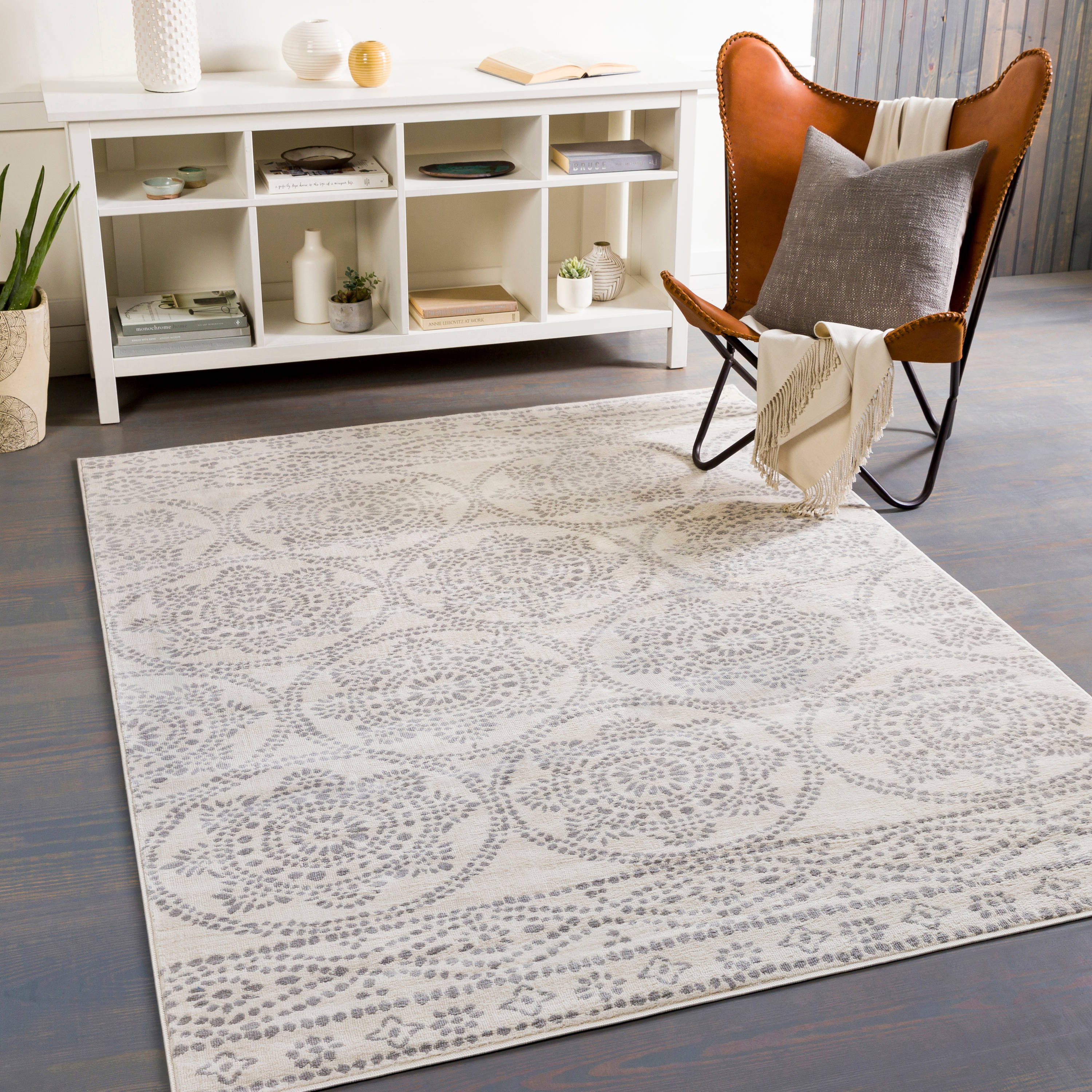 Artistic Weavers ROM2390-5371 Roma 5 X 7 Gray/Cream Indoor Trellis Global Area Rug
