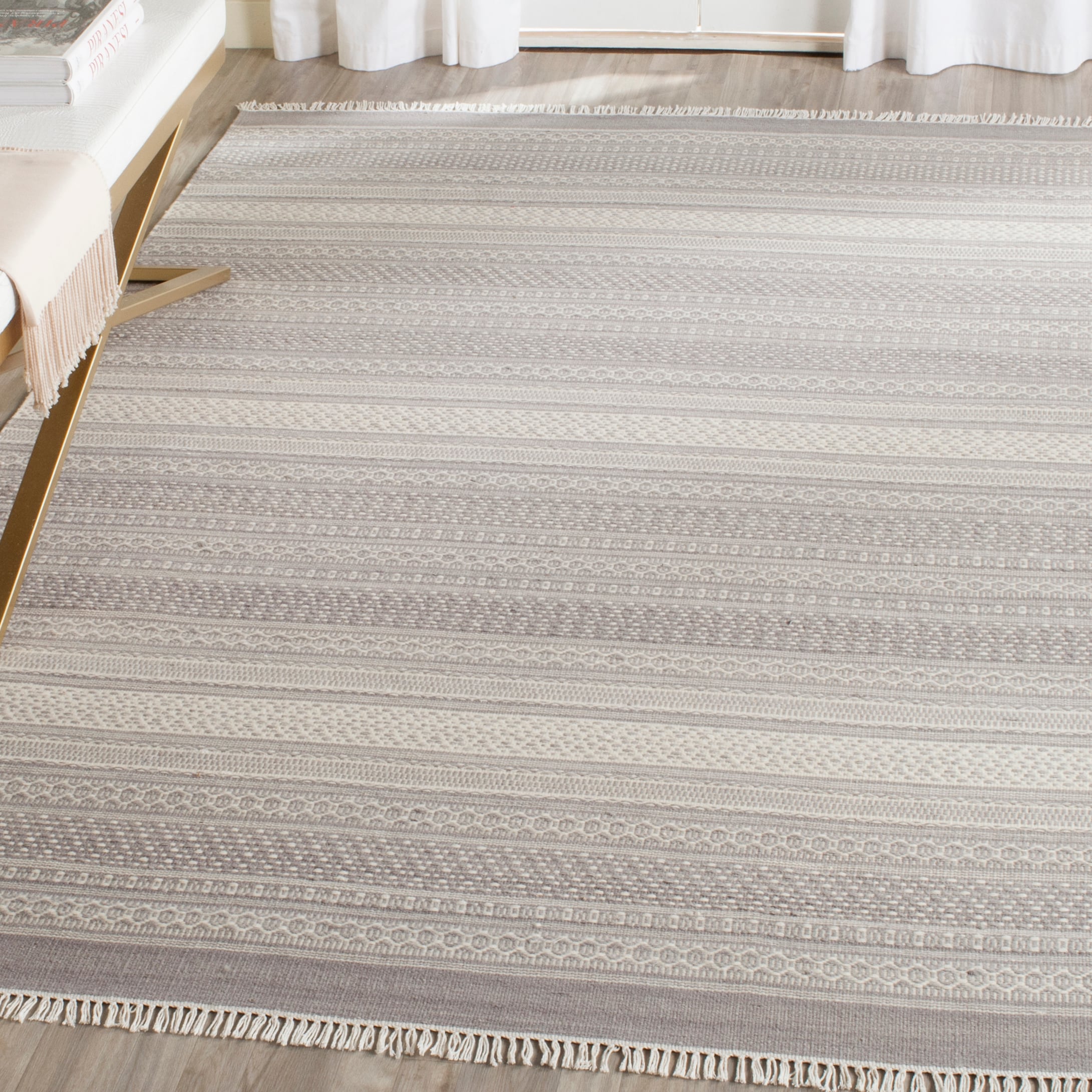  Kilim 106 Gray Transitional 5Ft x 8Ft Medium Rectangle Rug