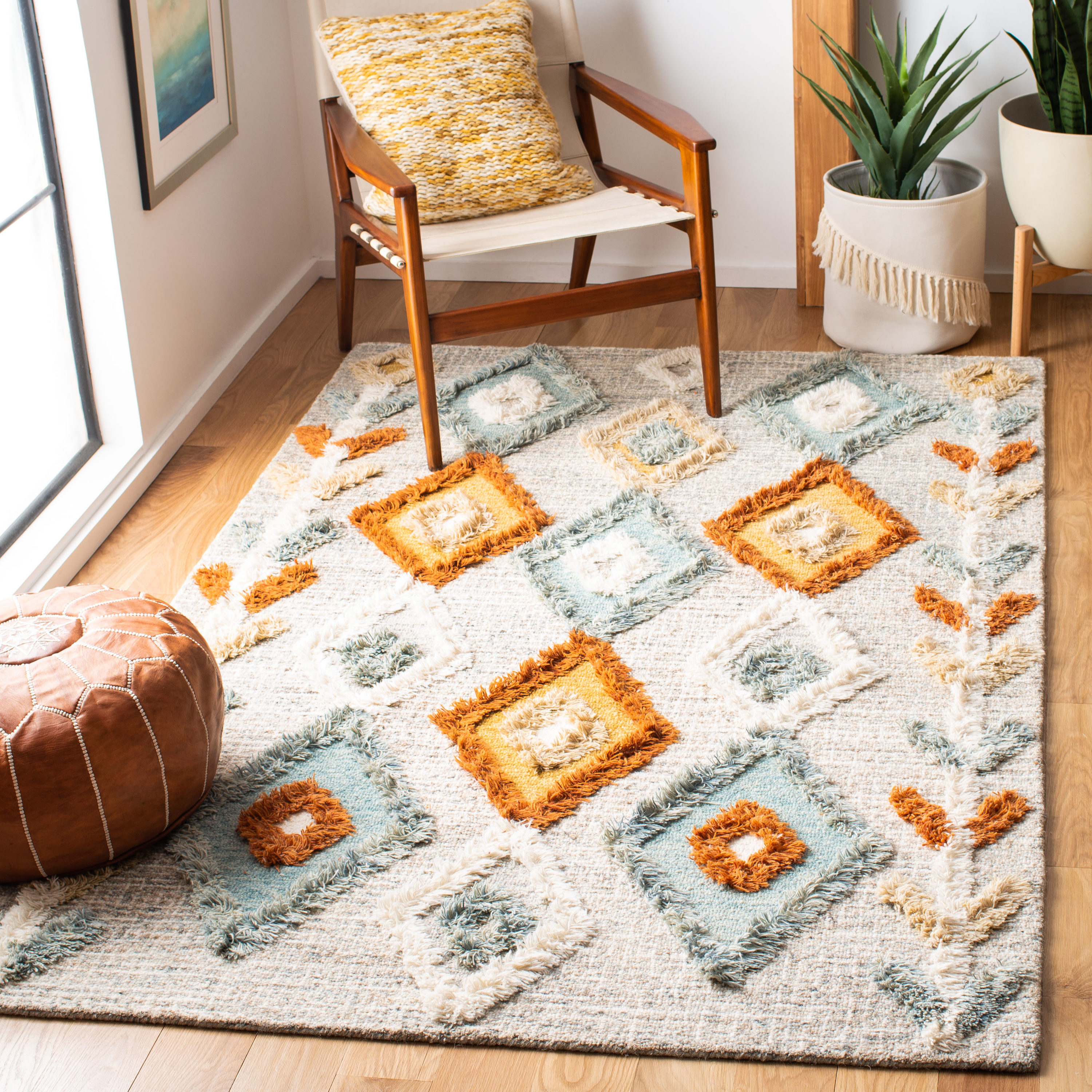 Gray and Blue Handmade Wool 6' x 9' Tufted Rug