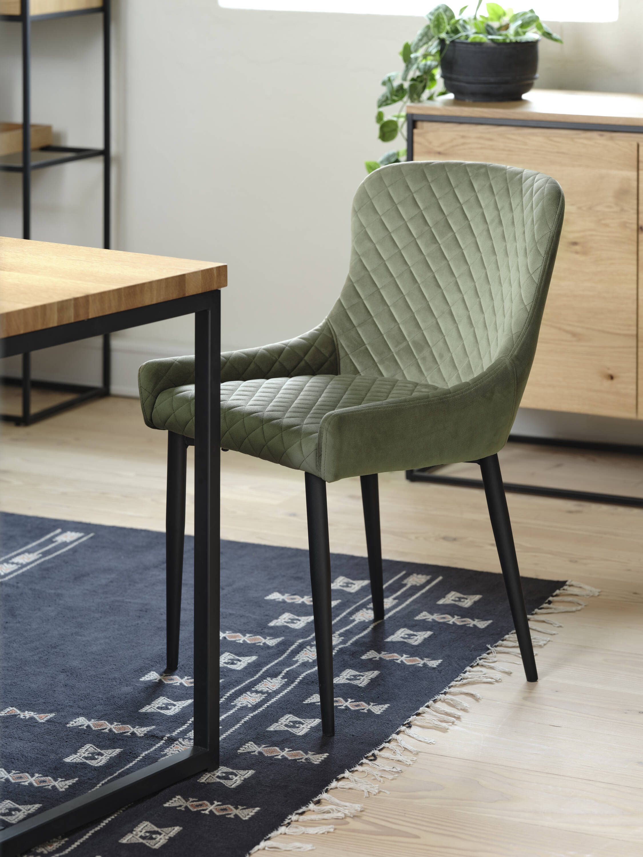  OA-3470-03 Contemporary/Modern Boucle Upholstered Dining Side Chair (Metal Frame)