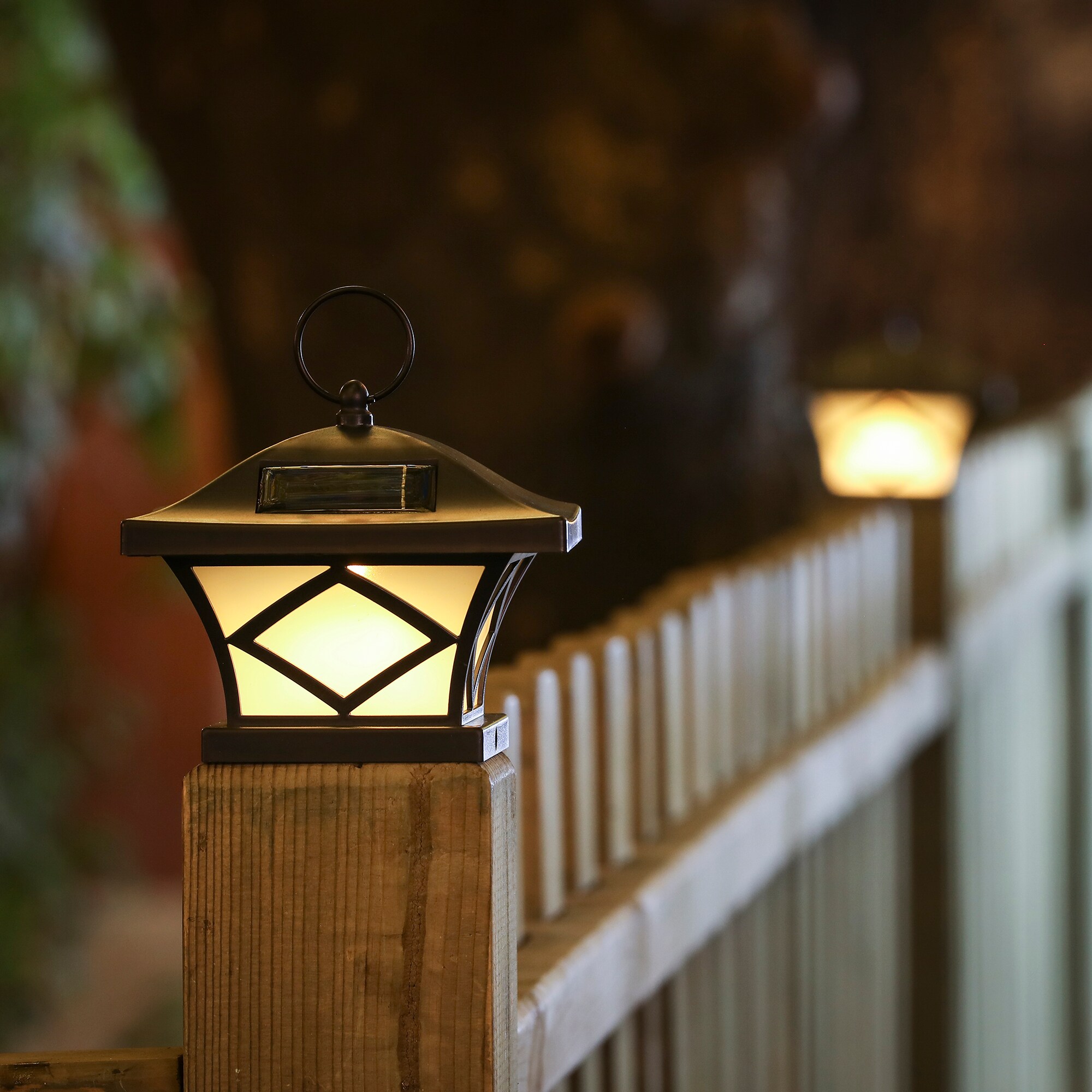 LuxenHome WH094 Path-Lights - View #3