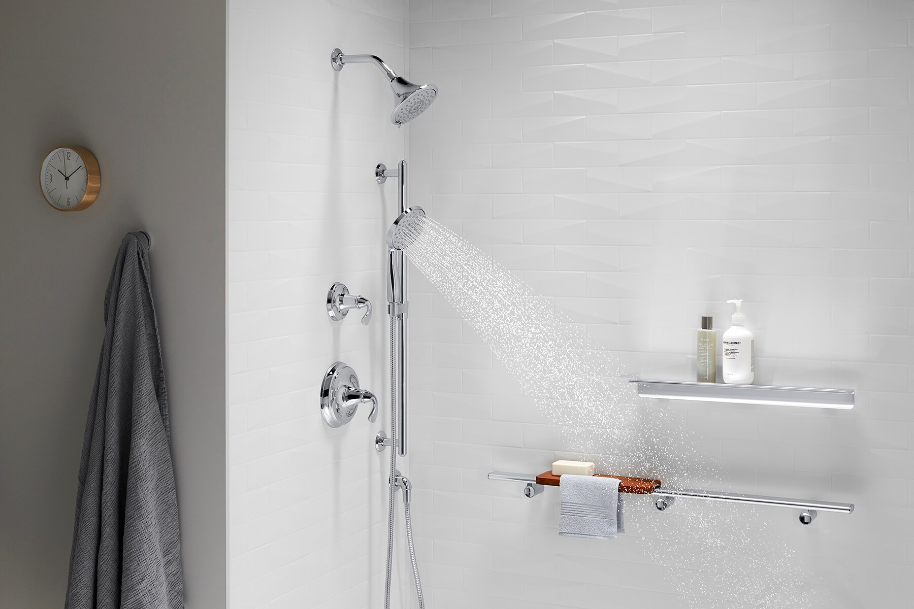 Polished Chrome Multi-Function Wall Mounted Showerhead