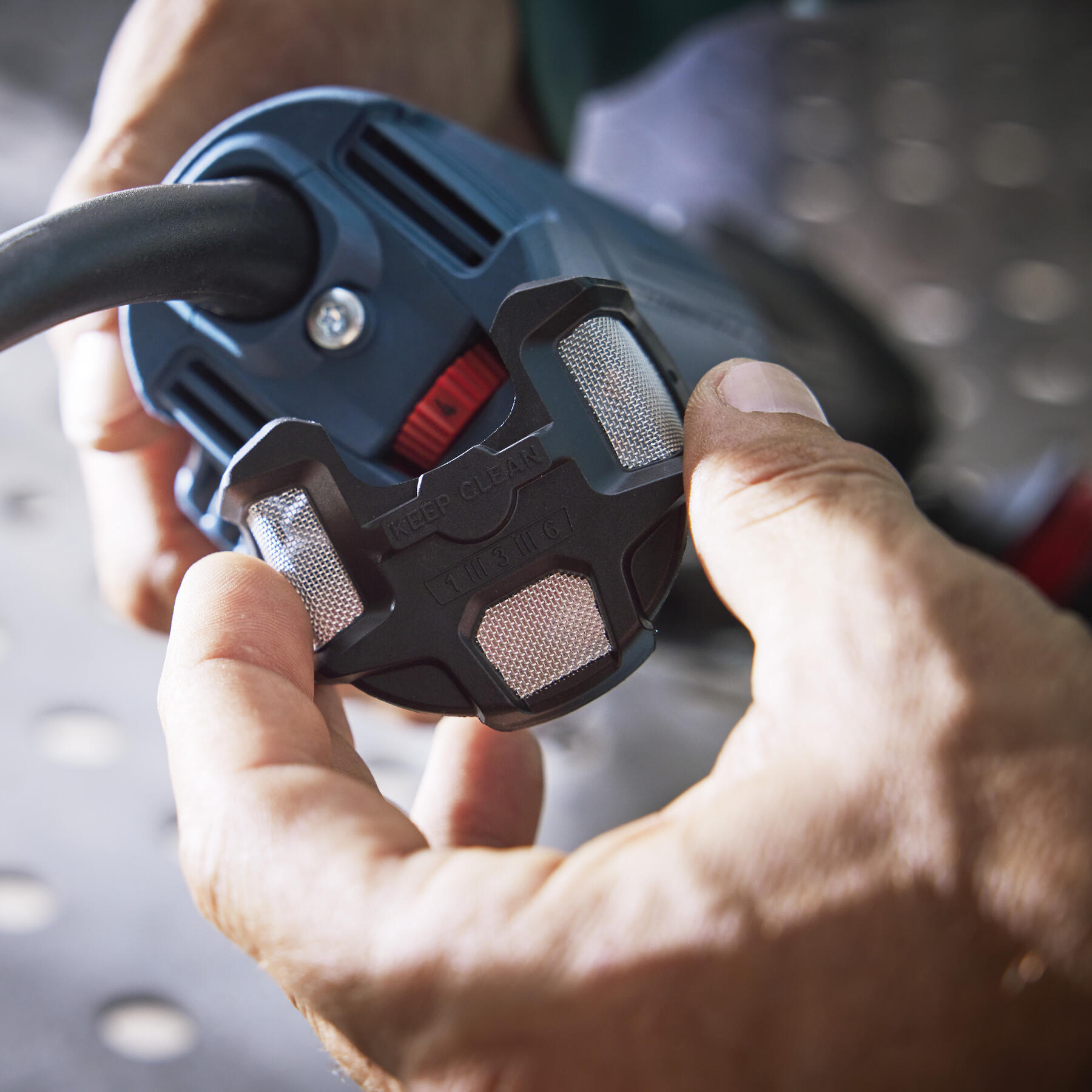 Bosch GWX14-60PBD Cordless-Grinders - View #6