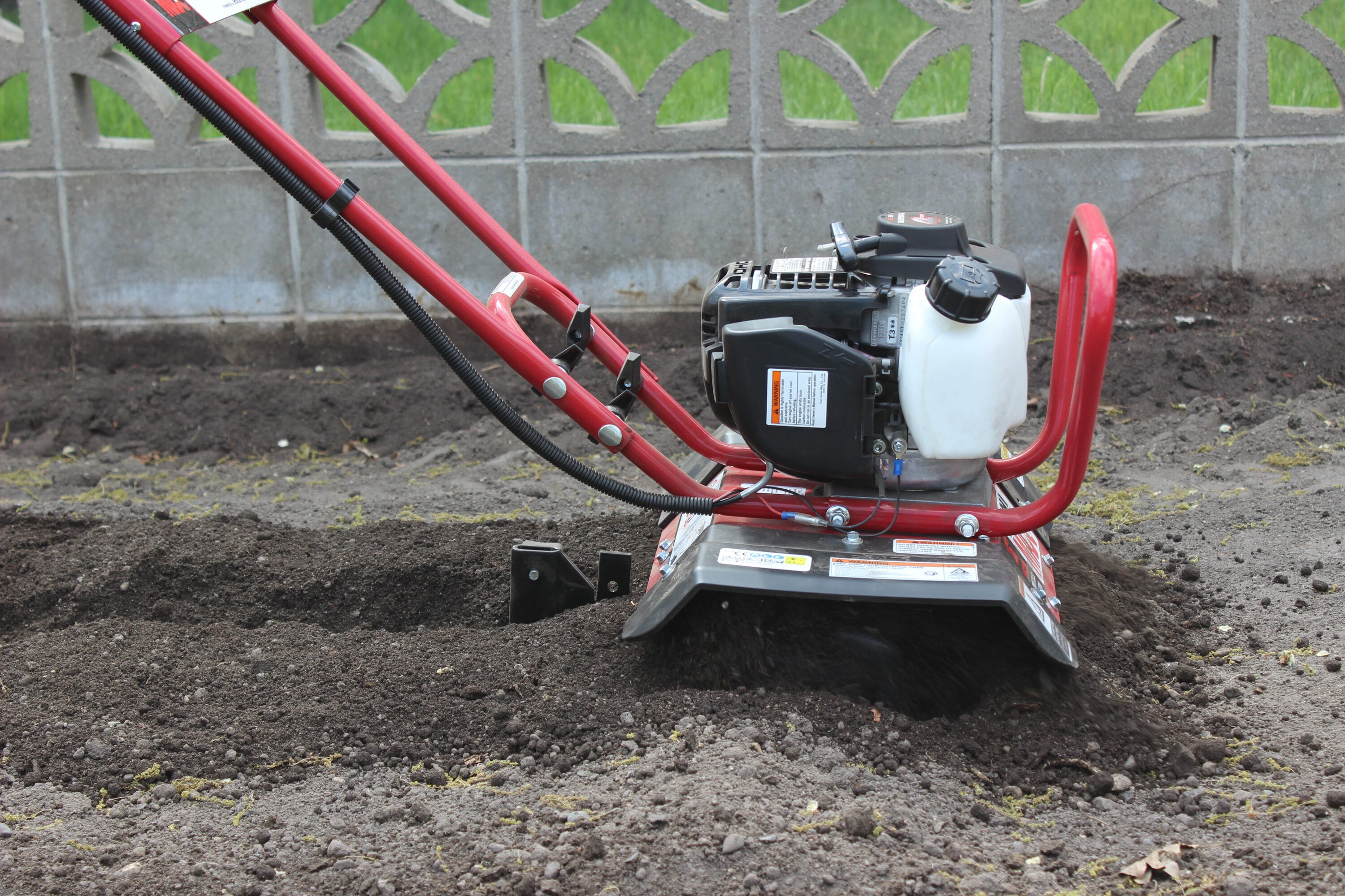 Maxim 16-in Honda Tiller Cultivator 35-cc 4-cycle 14-in Forward ...