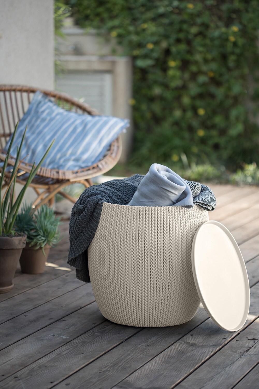 Keter 232044 Patio-Chairs - View #7