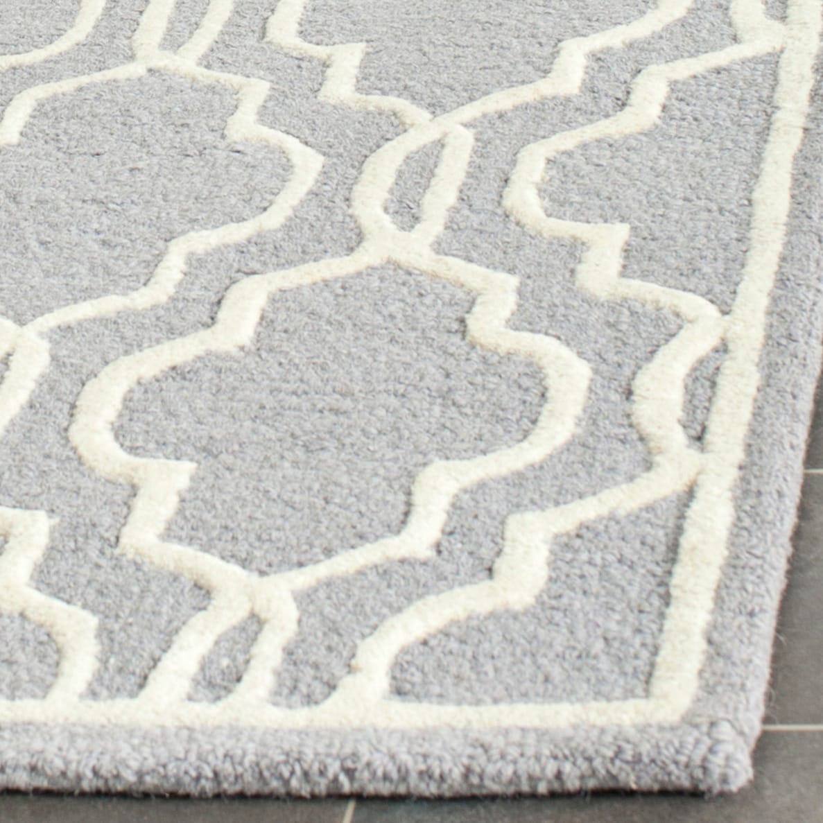 Safavieh CAM131D-9 rugs - View #2