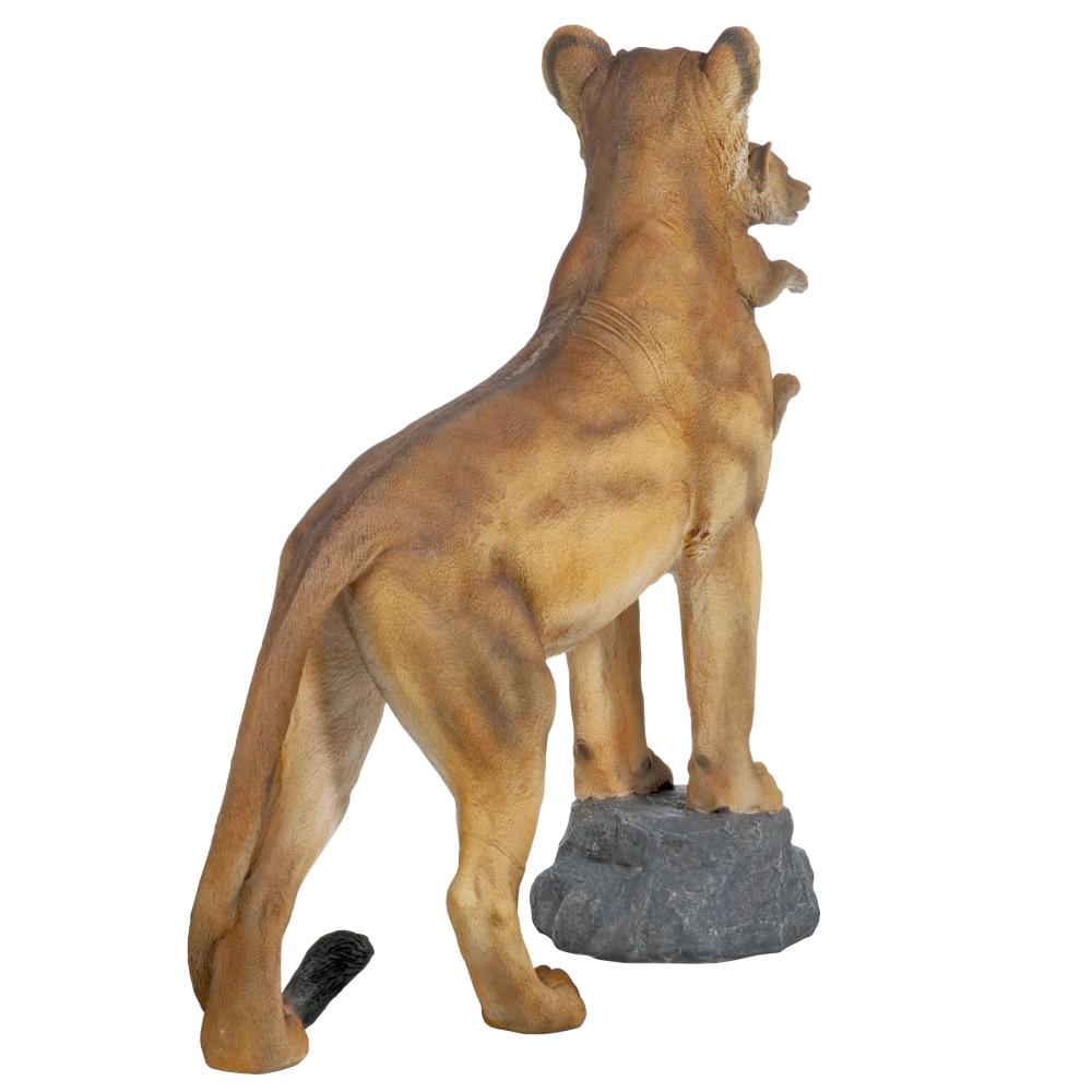 Design Toscano Lion Statue Pride Lioness: Place Animal and of