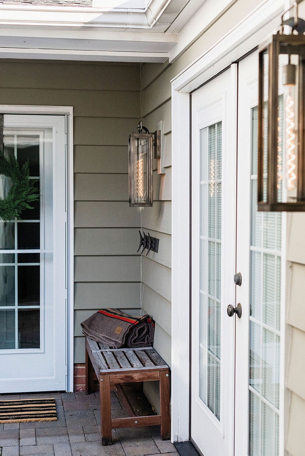 Hinkley 2845BU-LL Outdoor-Wall-Lighting - View #9