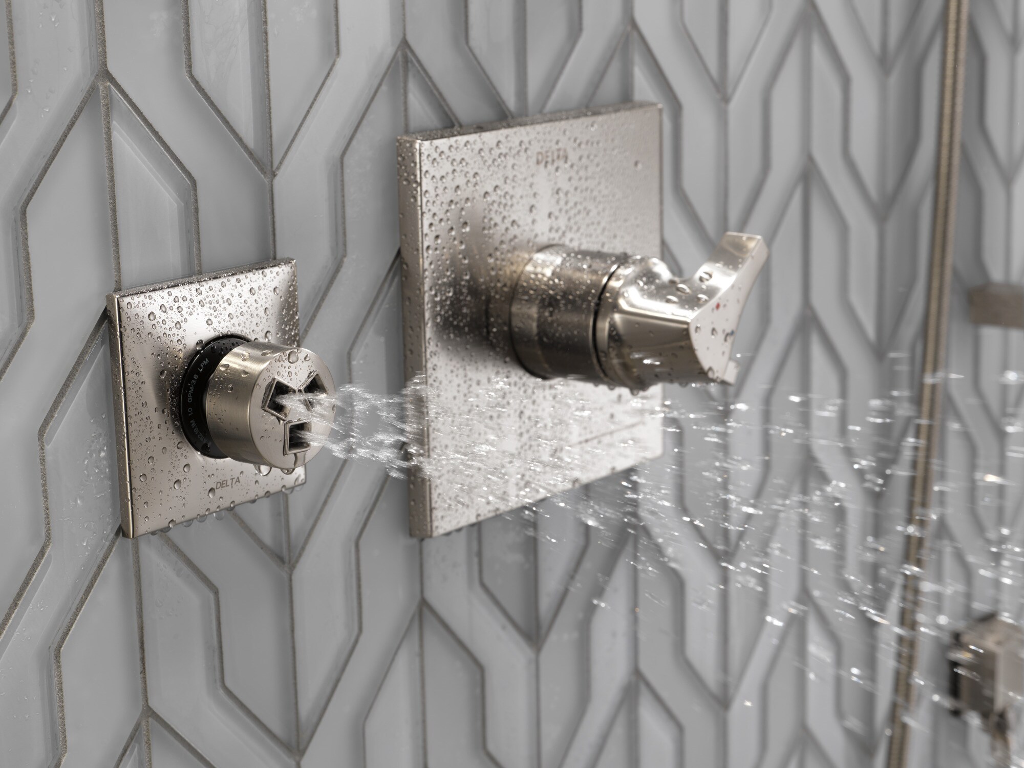Delta T11974-SS Bath-Shower-Facc - View #20