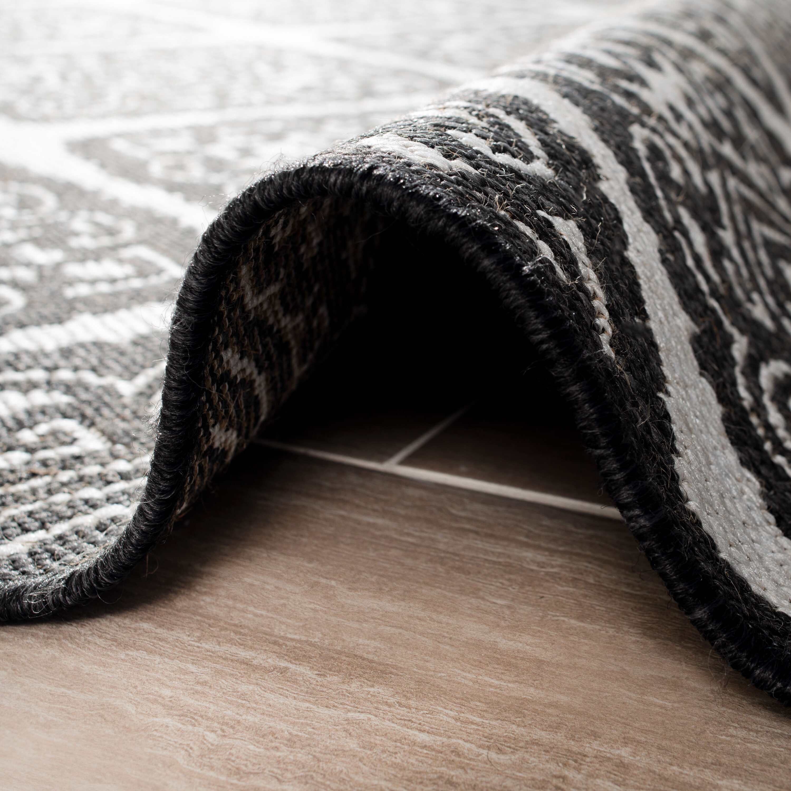 Safavieh LND132A-6SQ rugs - View #4