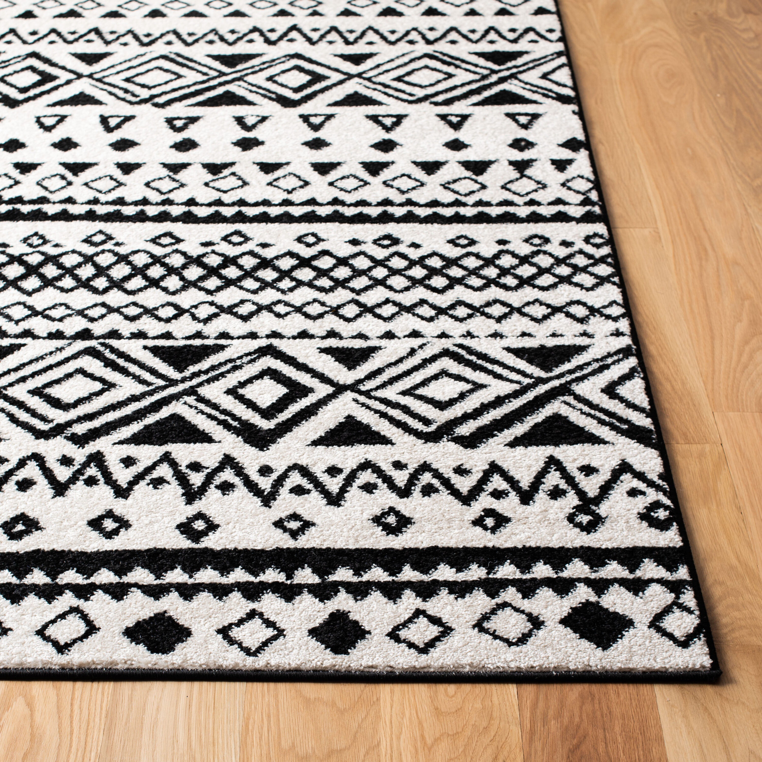 Safavieh MRE415A-7SQ rugs - View #2