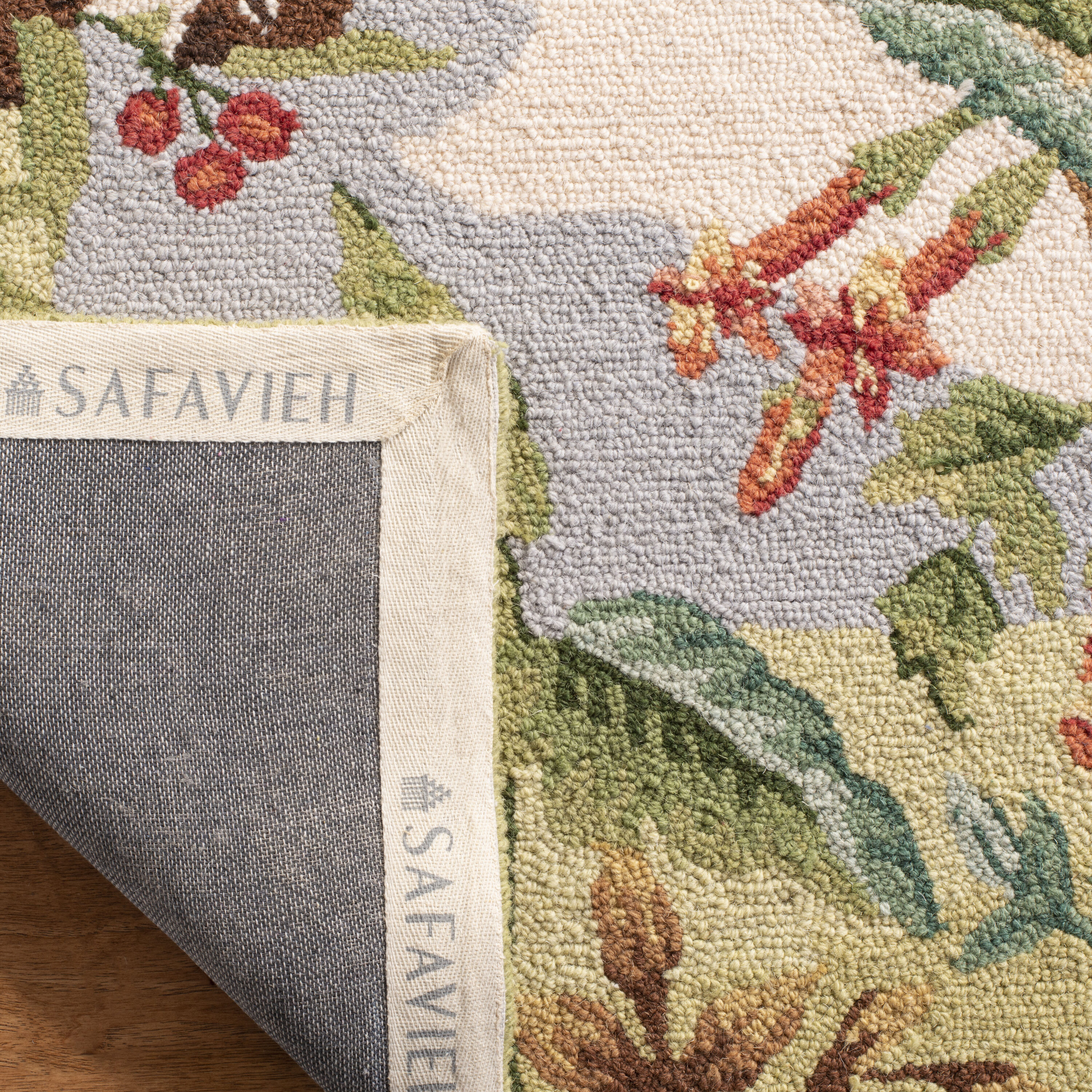 Safavieh HK295A-4 rugs - View #3
