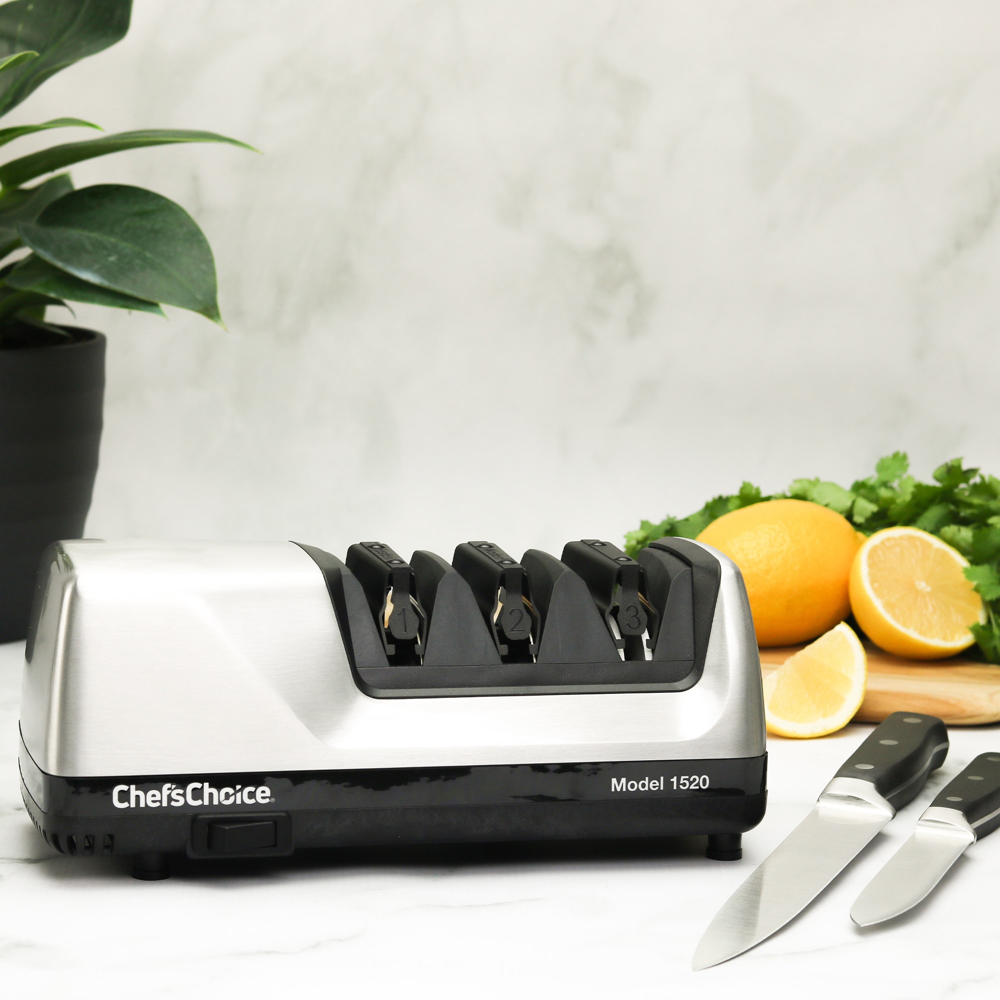  Chef'sChoice 15XV EdgeSelect Professional Electric Knife  Sharpener with 100-Percent Diamond Abrasives and Precision Angle Guides for  Straight Edge and Serrated Knives, 3-Stage, Gray: Chefs Choice Edge Select:  Home & Kitchen