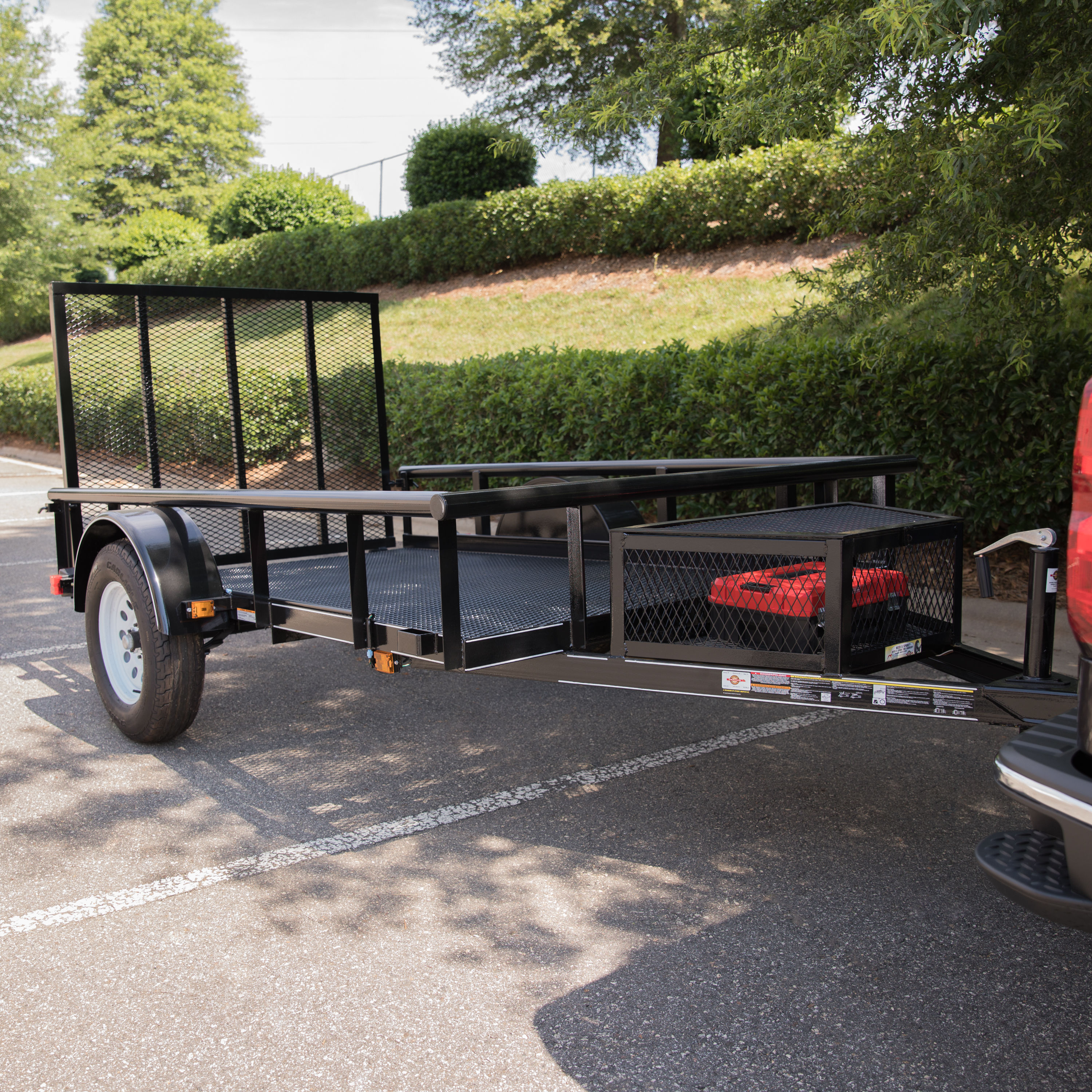 Carry-On Trailer 5.5-ft x 9-ft Wire Mesh Utility Trailer with Ramp Gate ...