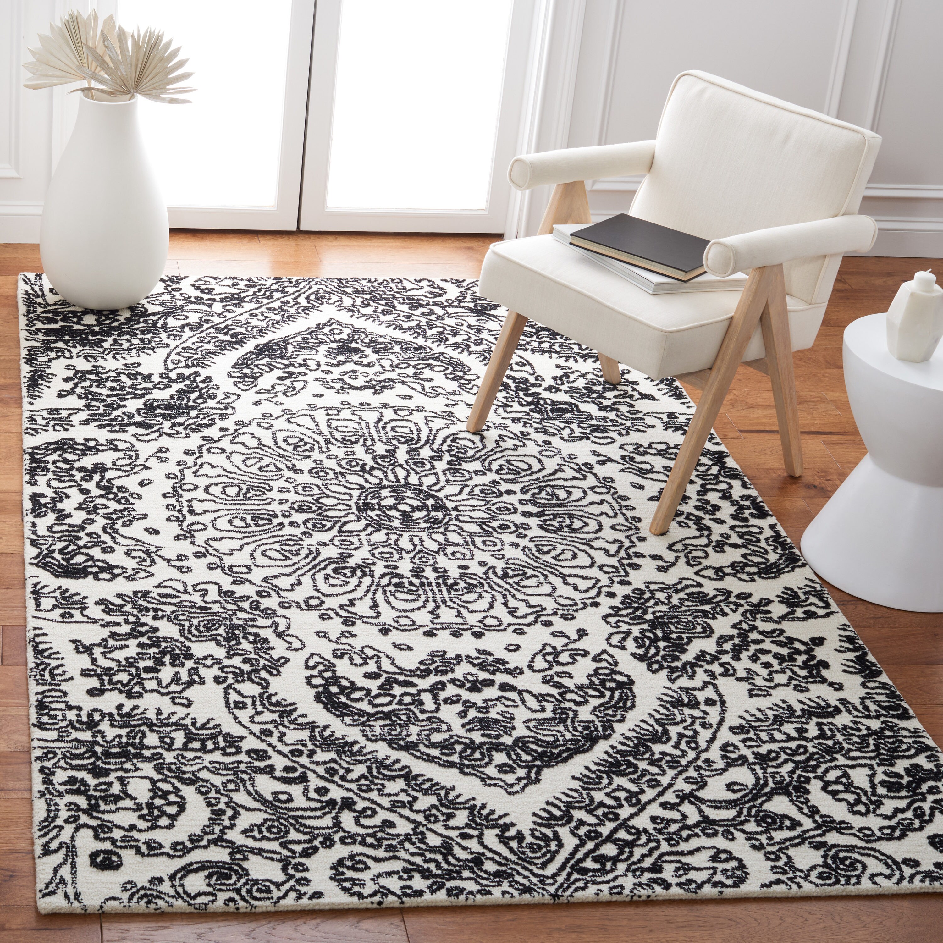 Safavieh MET993A-5 rugs - View #2
