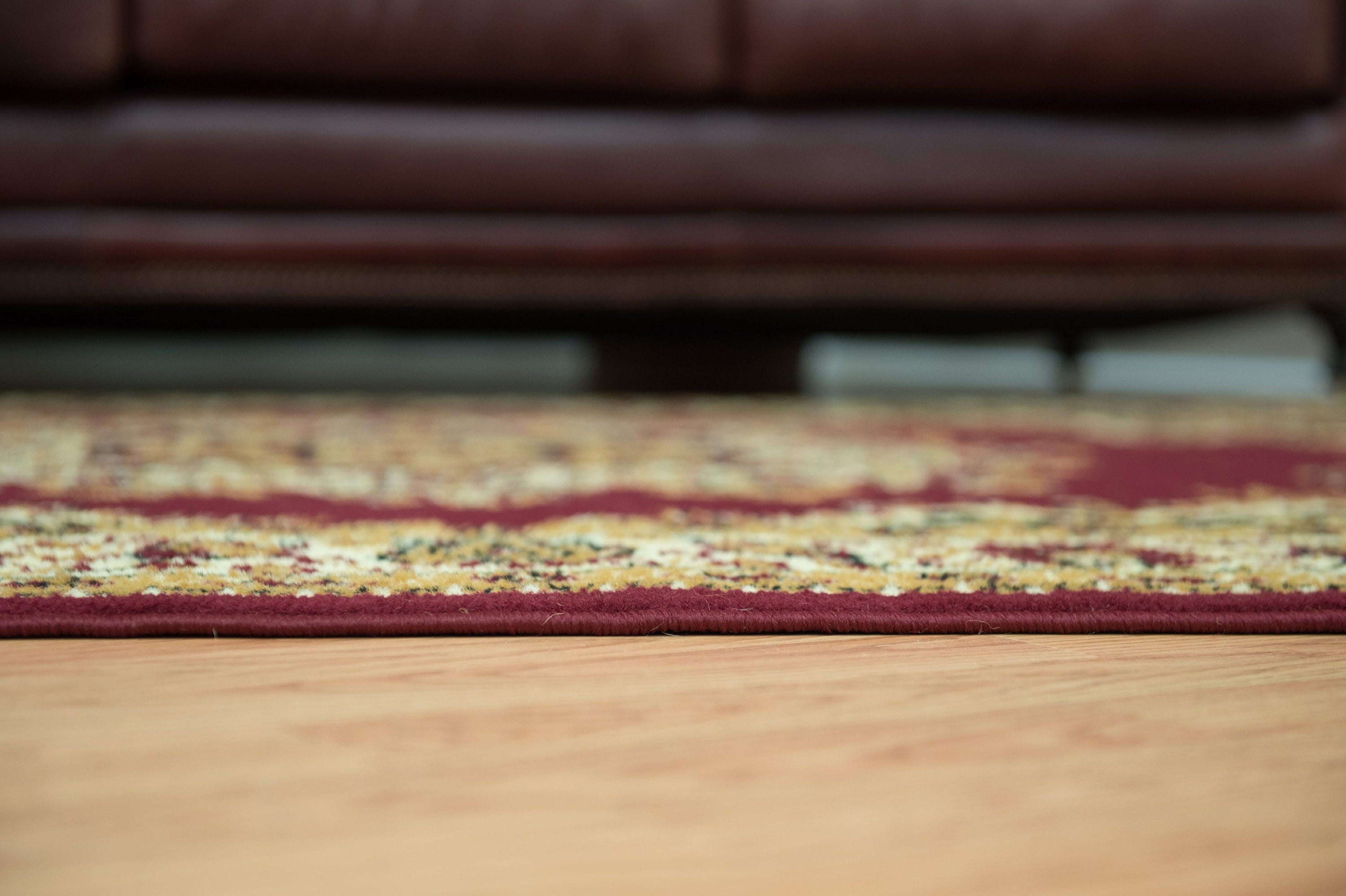 United Weavers Of America 851 10134 24 rugs - View #6