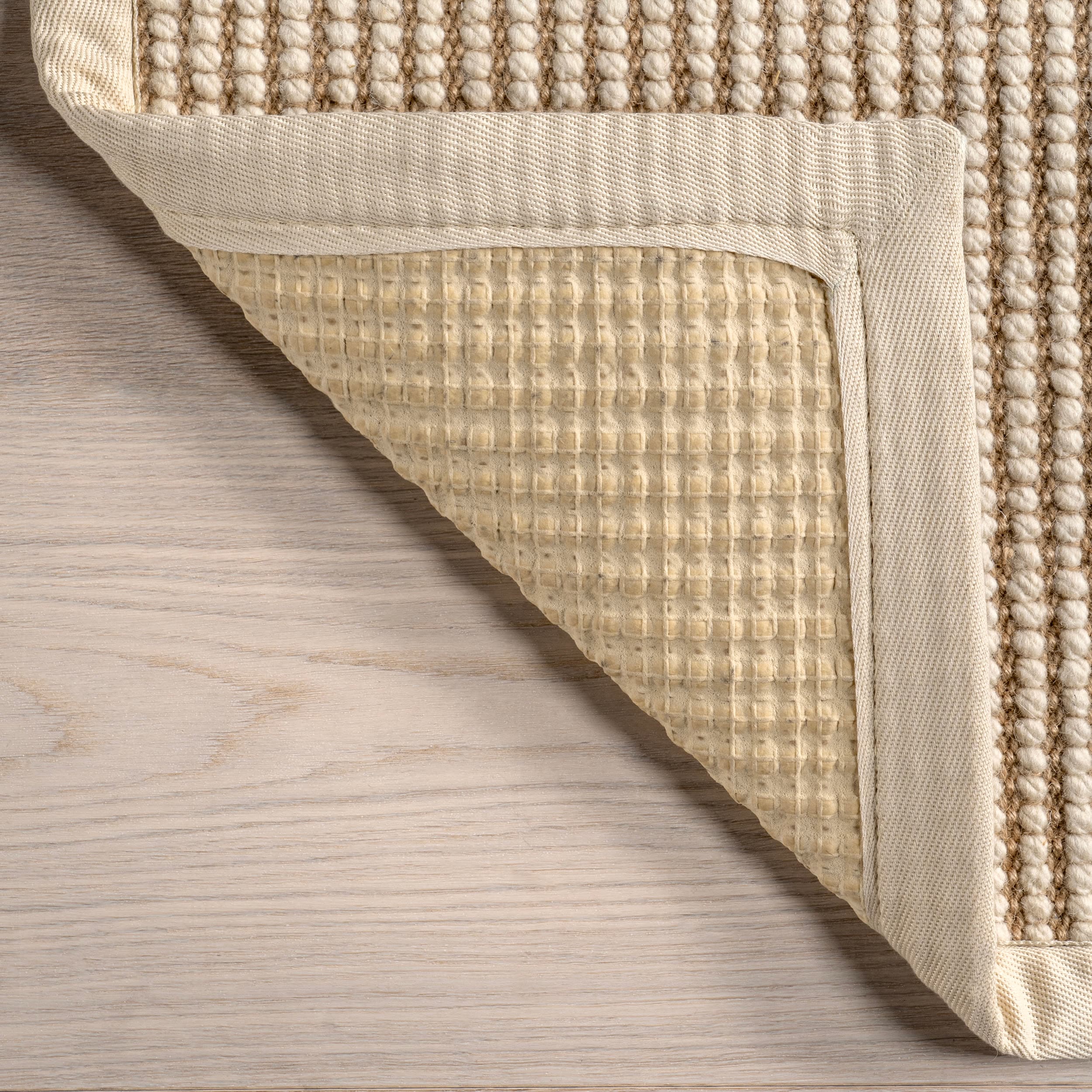 Ivory and Beige Reversible Wool Cotton 4' x 6' Area Rug