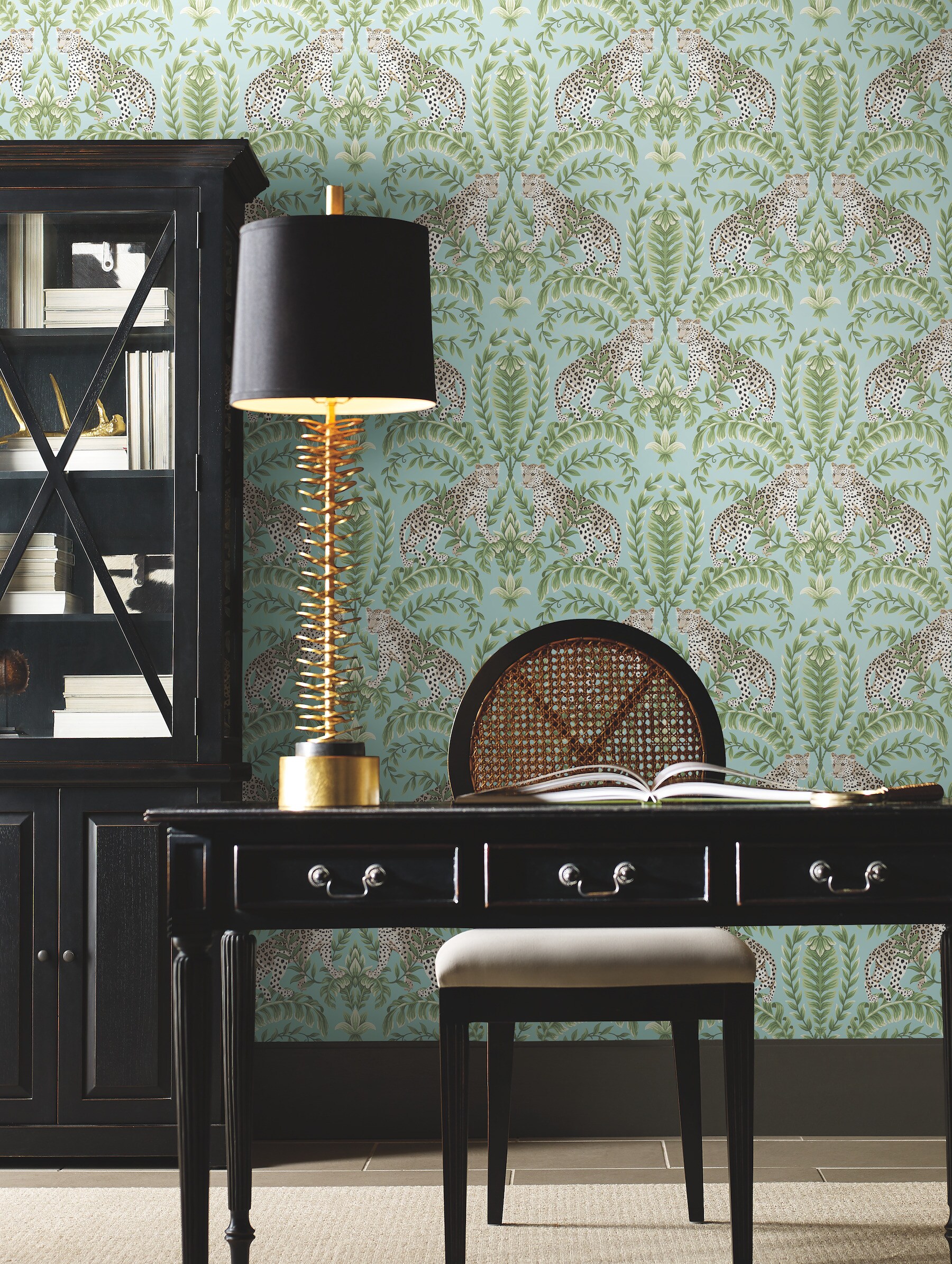 Ronald Redding 24 Karat Jungle Leopard Wallpaper - Black & Green