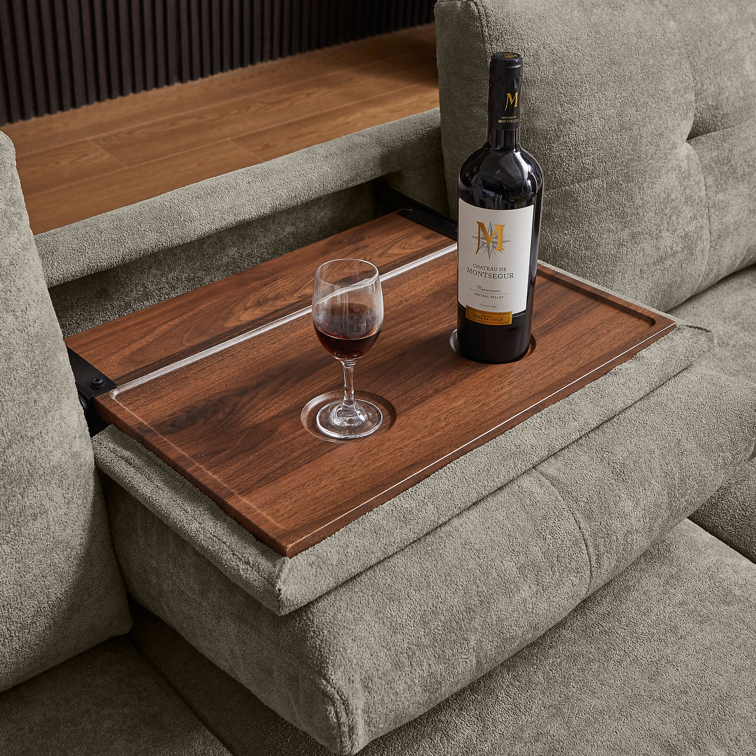Jarenie YMX15BE Sofas-Loveseats - View #10
