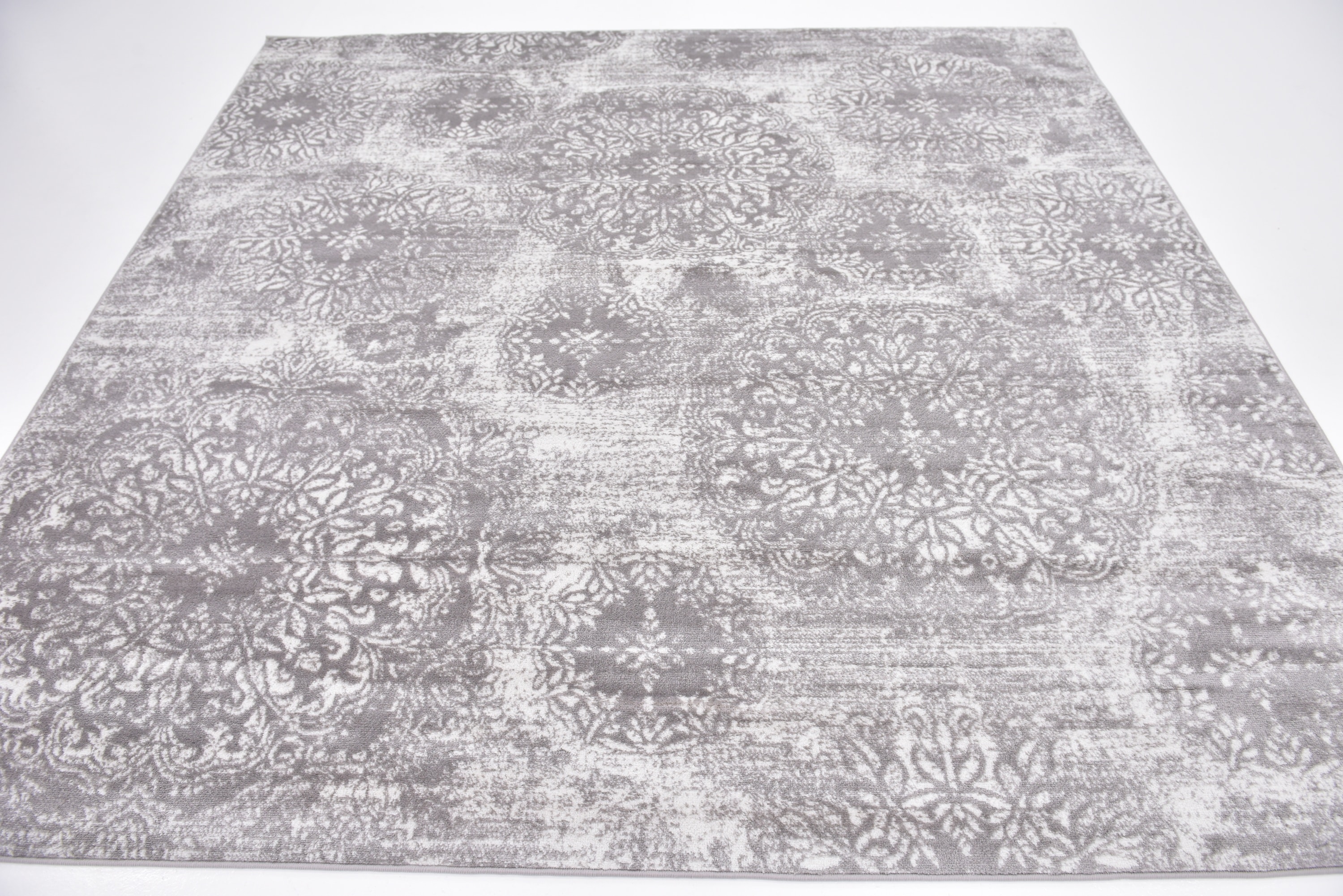 Unique Loom 3141488 Grand Sofia 8 x 8 (ft) Loomed Polypropylene Light Gray/White Square Indoor Geometric Vintage Area rug