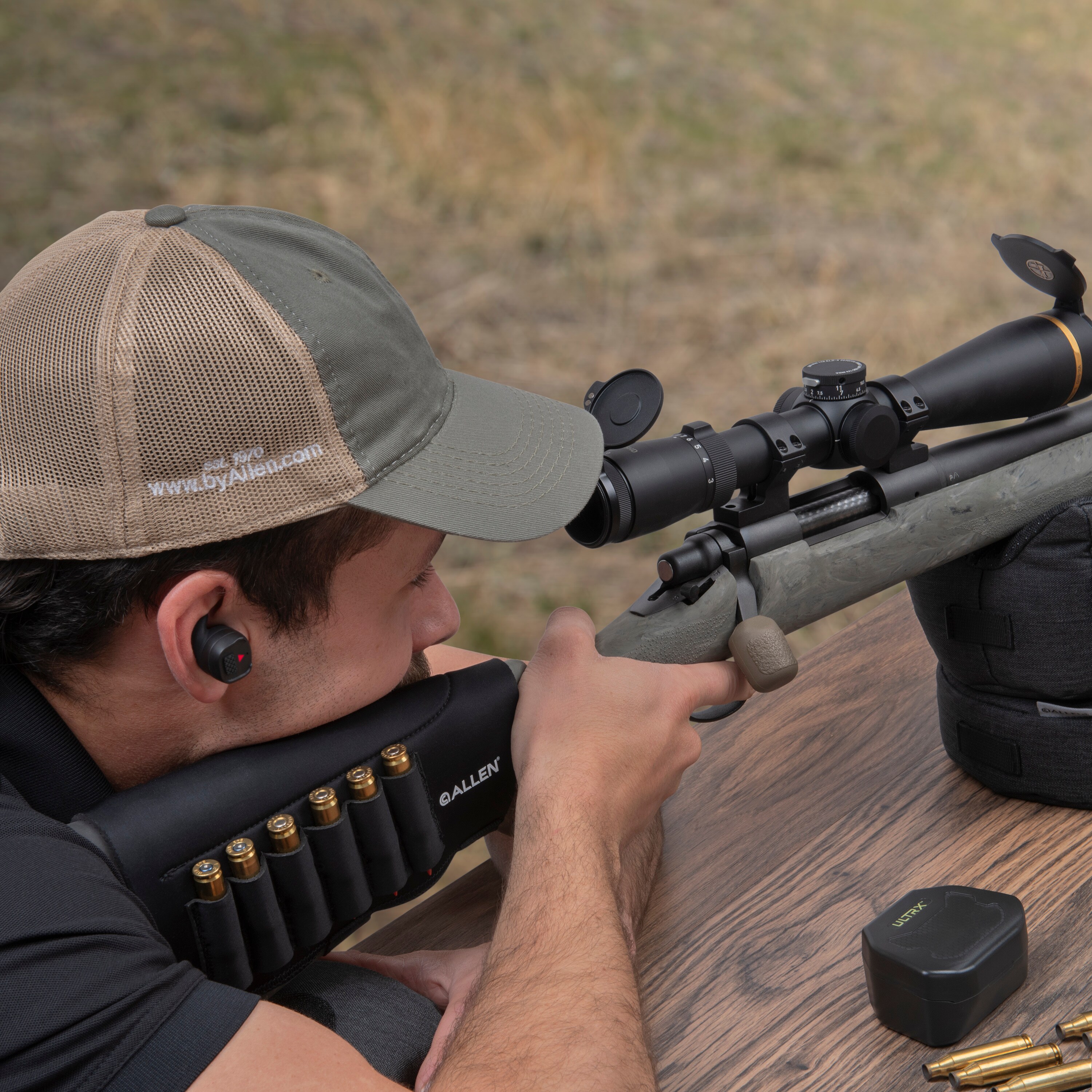 ULTRX 4111 Hunting-Equipment - View #3
