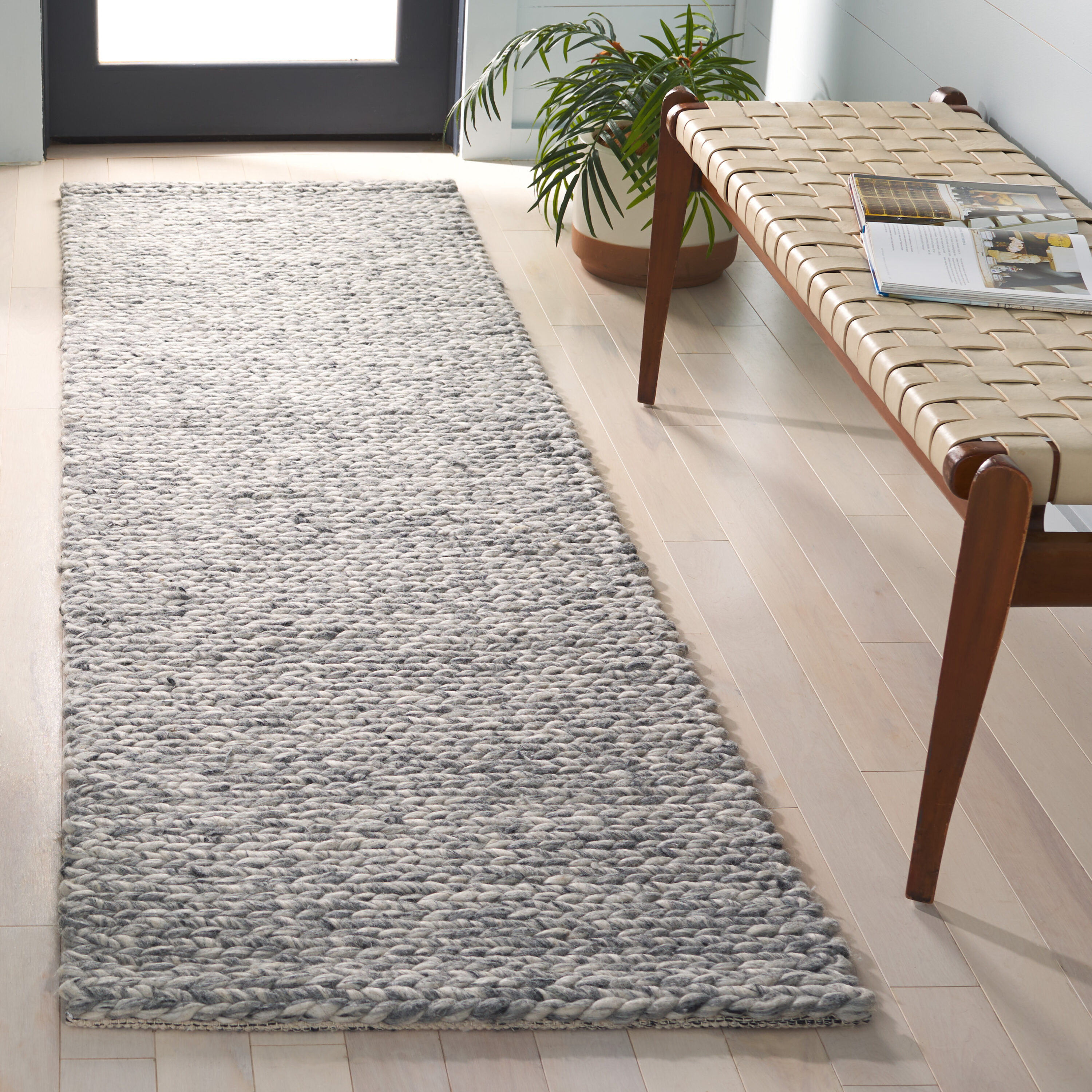  Natura 254 Gray/Ivory Solid / Tonal 2ft-3in x 8ft Runner Rug
