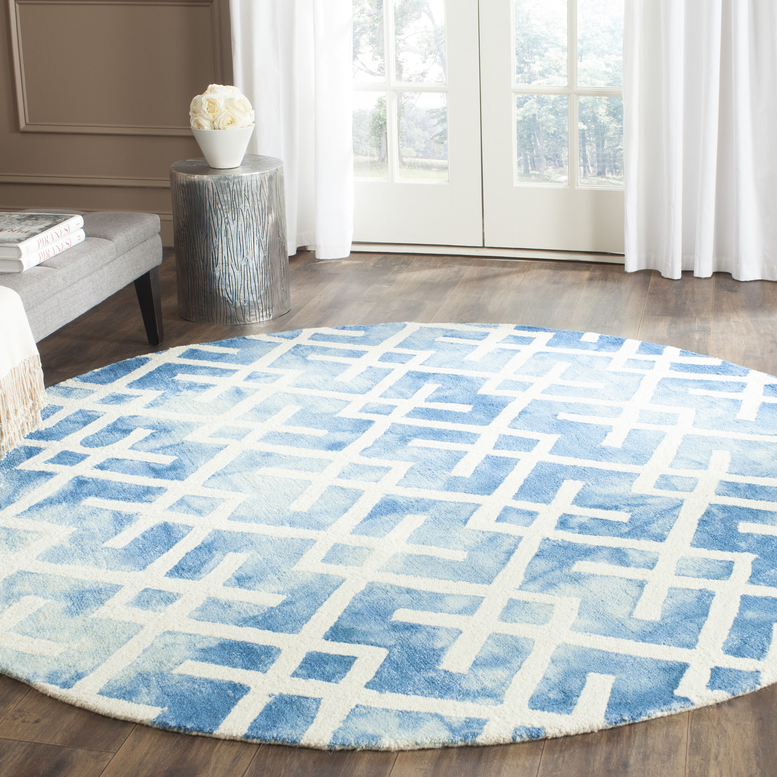  Dip Dye 677 Blue/Ivory Contemporary 7ft x 7ft Round Rug
