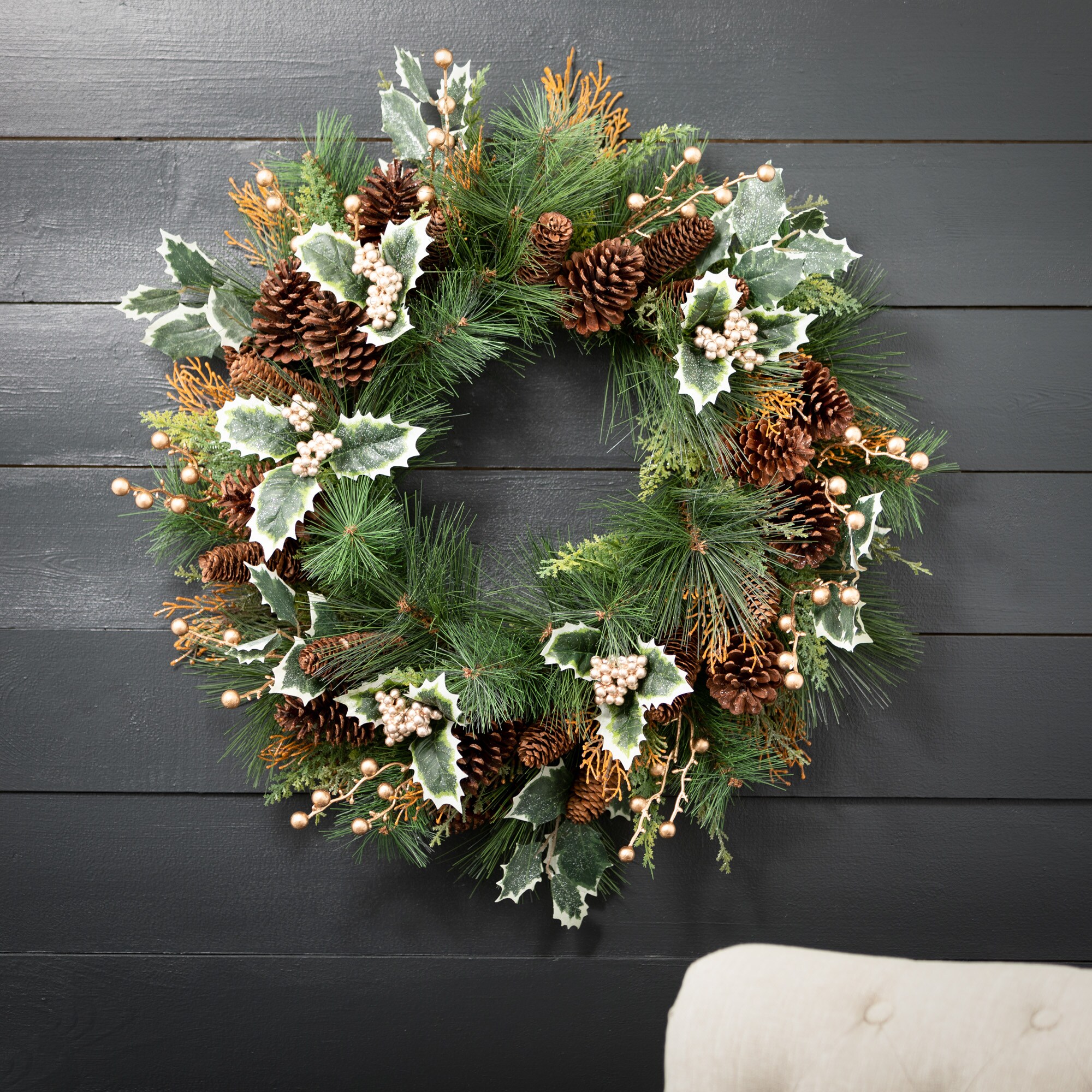 Sullivans 16-in Indoor/Outdoor Green Pine Artificial Christmas Wreath in  the Artificial Christmas Wreaths department at