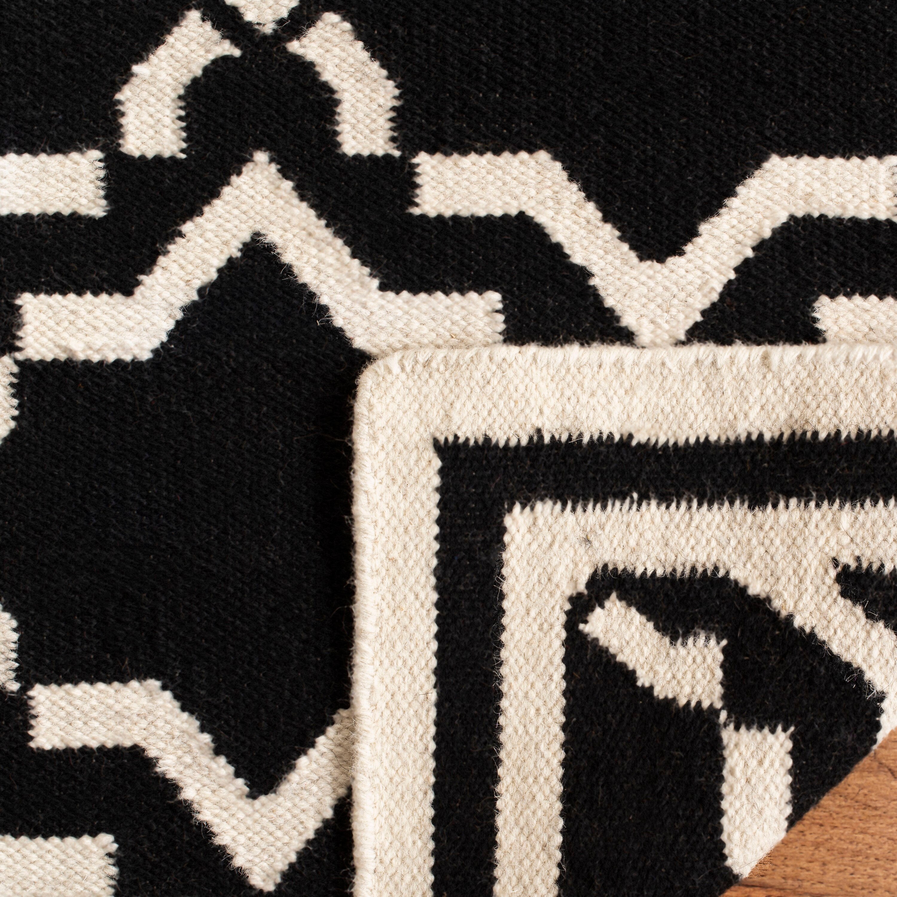 Safavieh DHU545L-3 rugs - View #7