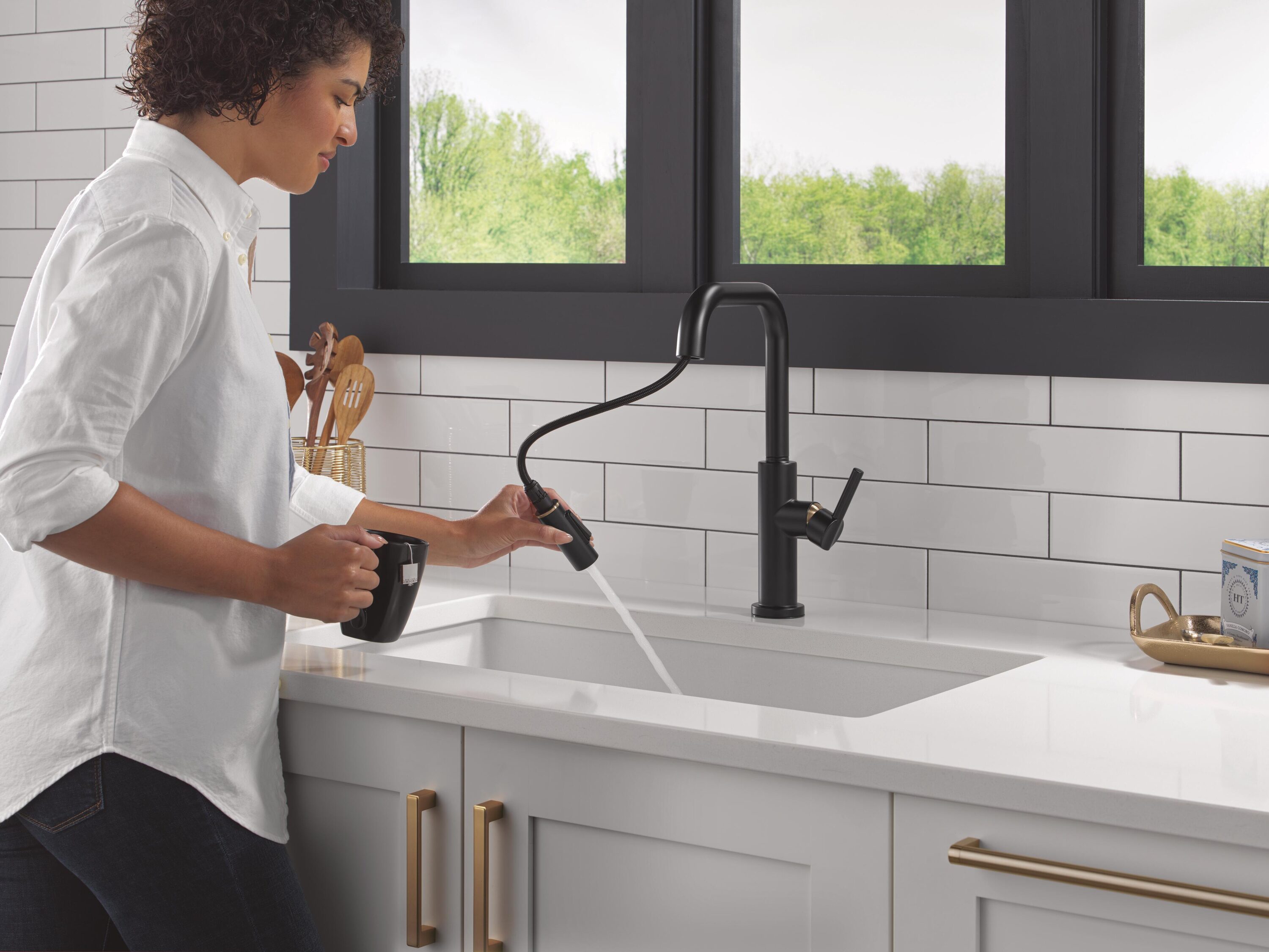 Delta 19868LF-GZ Kitchen-Faucets - View #2
