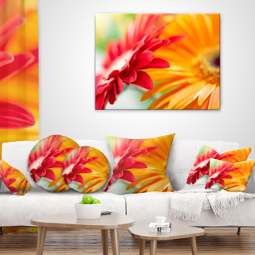 Designart CU14718-18-18 Accent-Pillows - View #3
