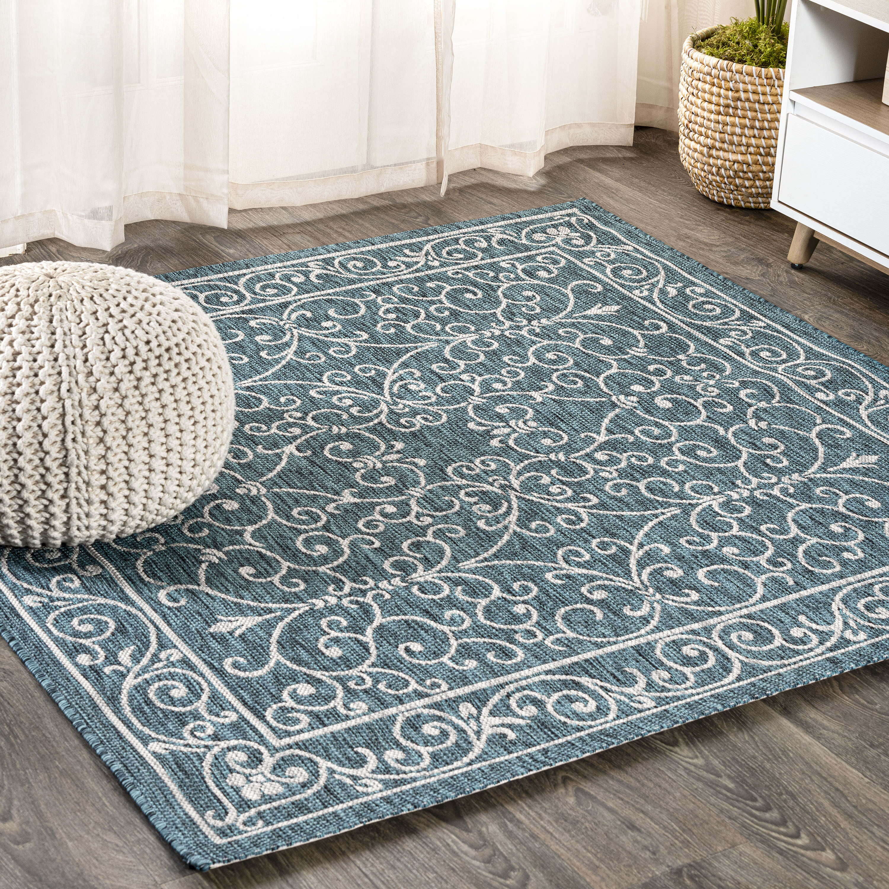 JONATHAN  Y SMB106F-5SQ Santa Monica Charleston Filigree Textured Weave 5 x 5 (ft) Loomed Polypropylene Teal/Gray Square Indoor/Outdoor Border French Country Area rug