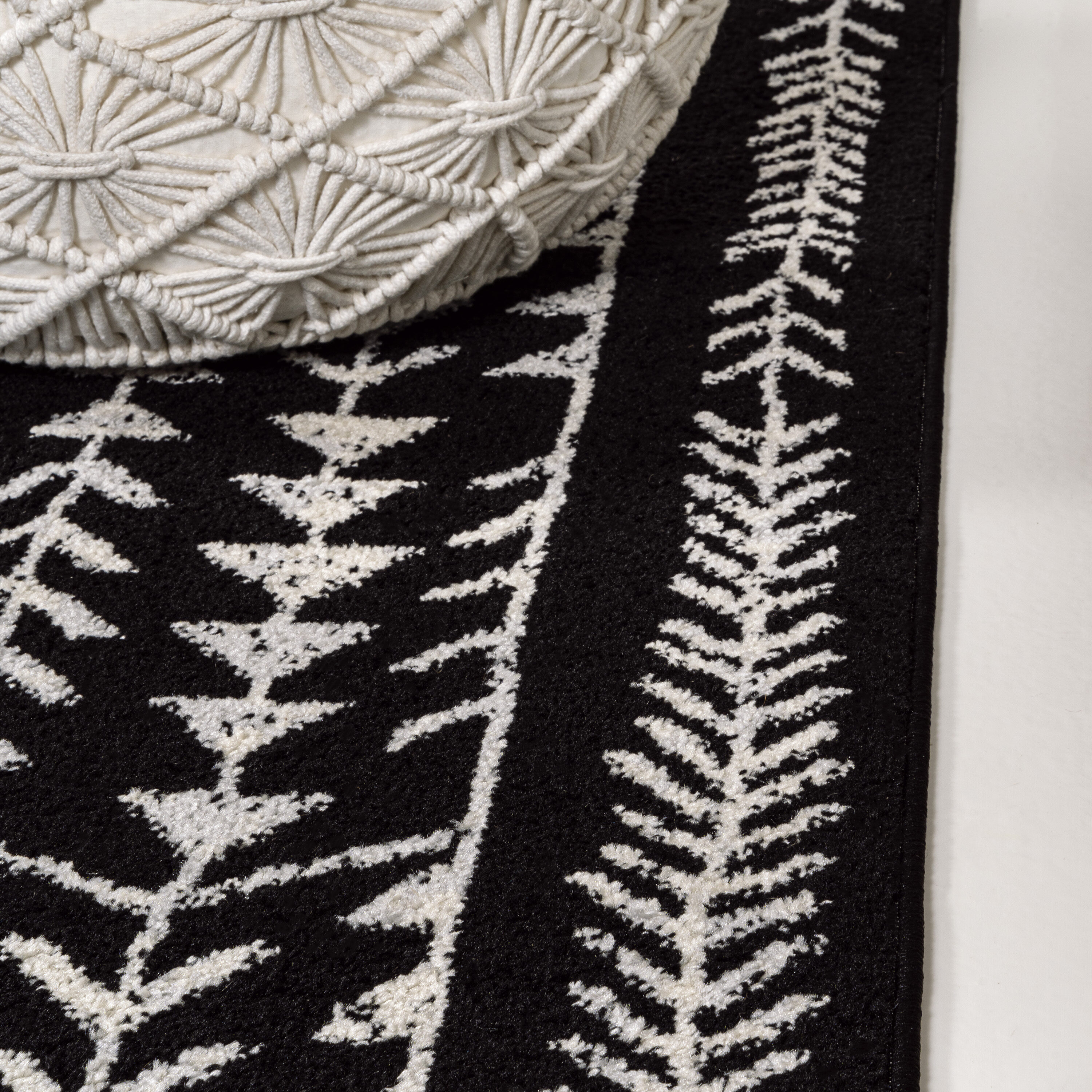 JONATHAN  Y MOH210C-3 rugs - View #9