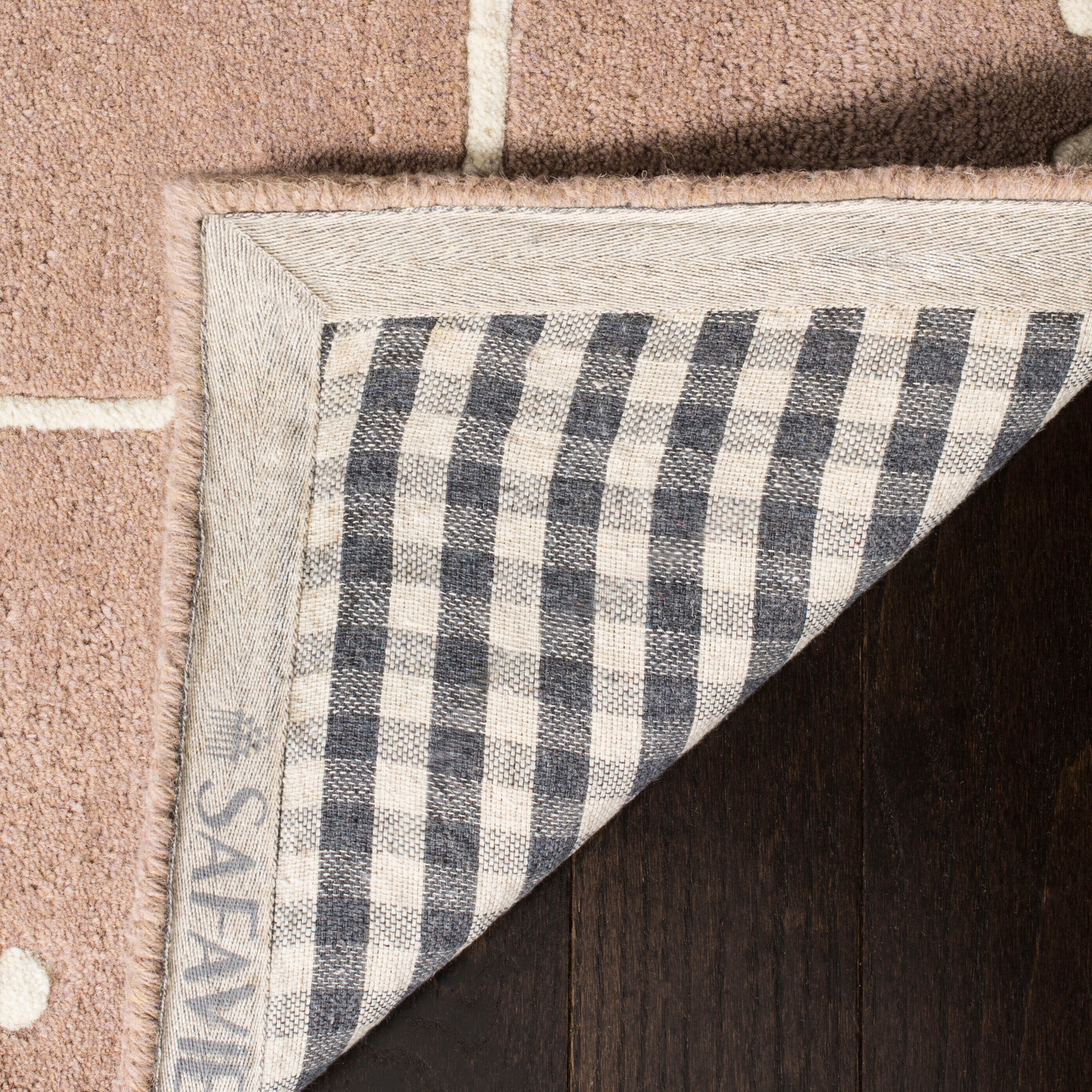Safavieh BEL151J-27 rugs - View #4