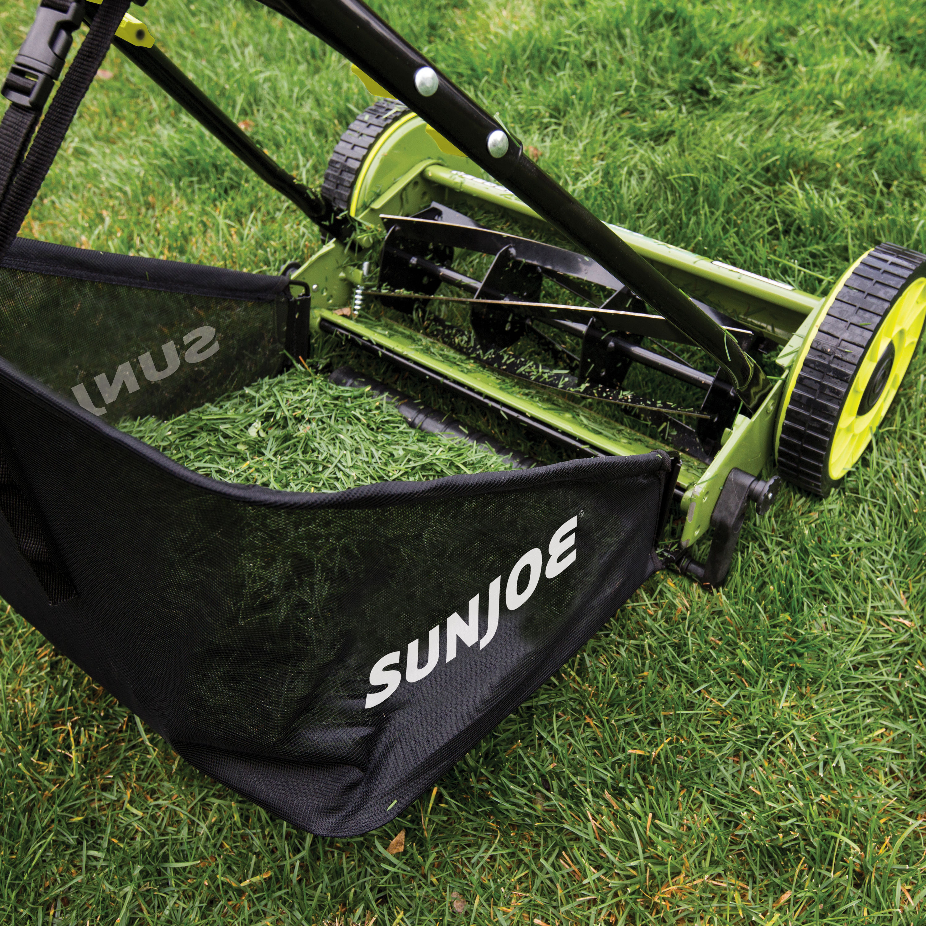 Sun Joe 16-in 4 Reel Lawn Mower with bagger in the Reel Lawn