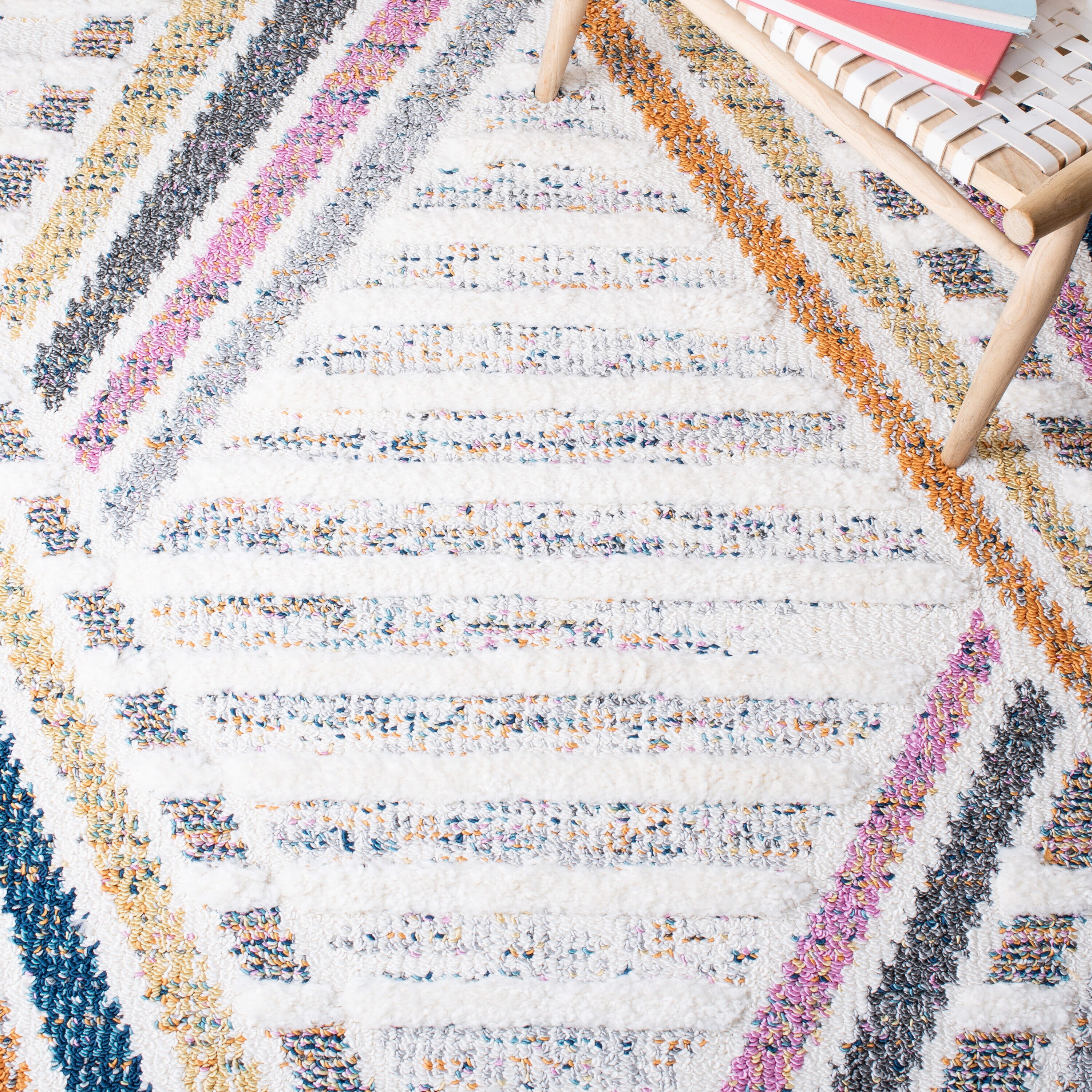 Safavieh MFG112A-28 rugs - View #7