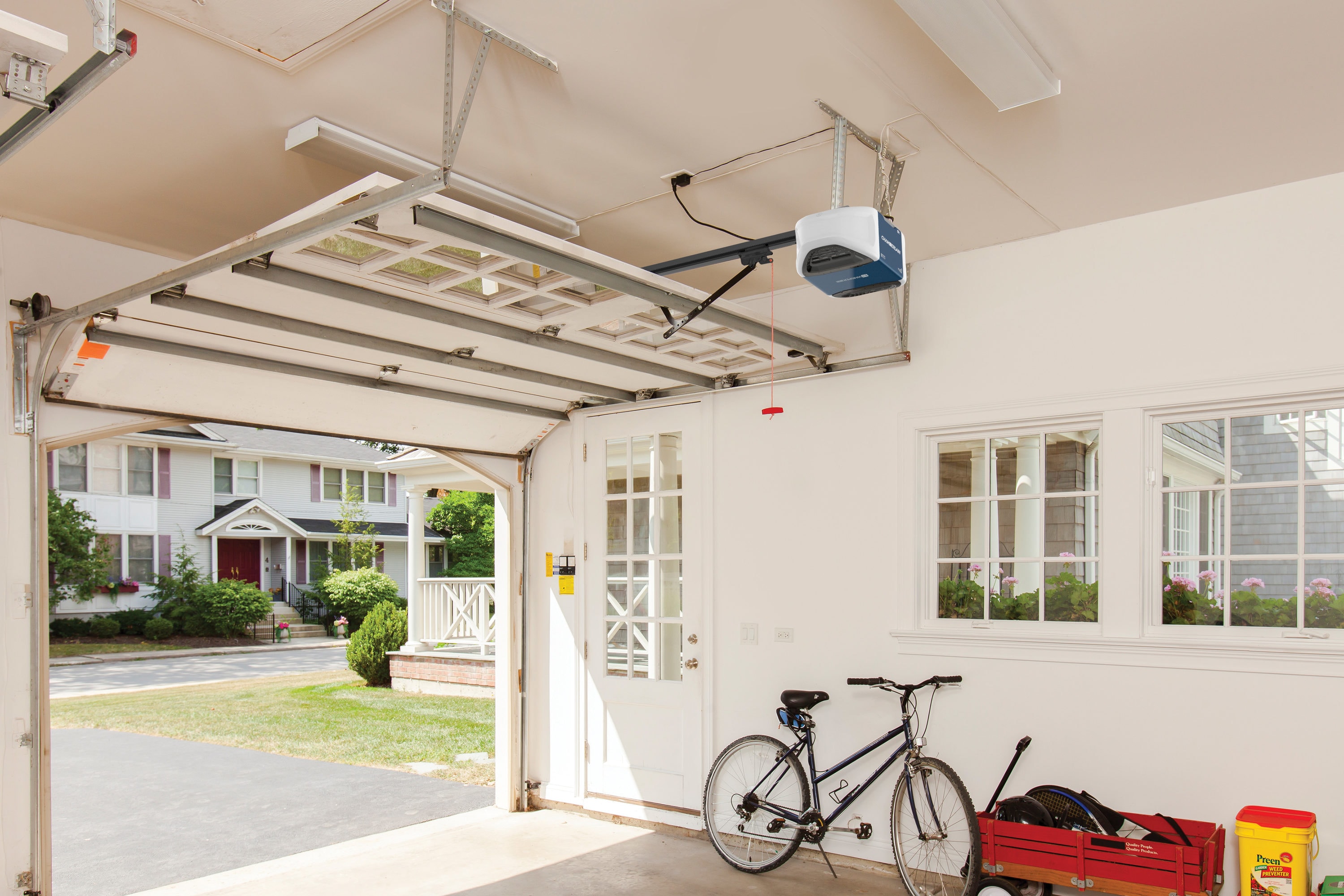 Chamberlain LW9000WF Garage-Door-Openers - View #2