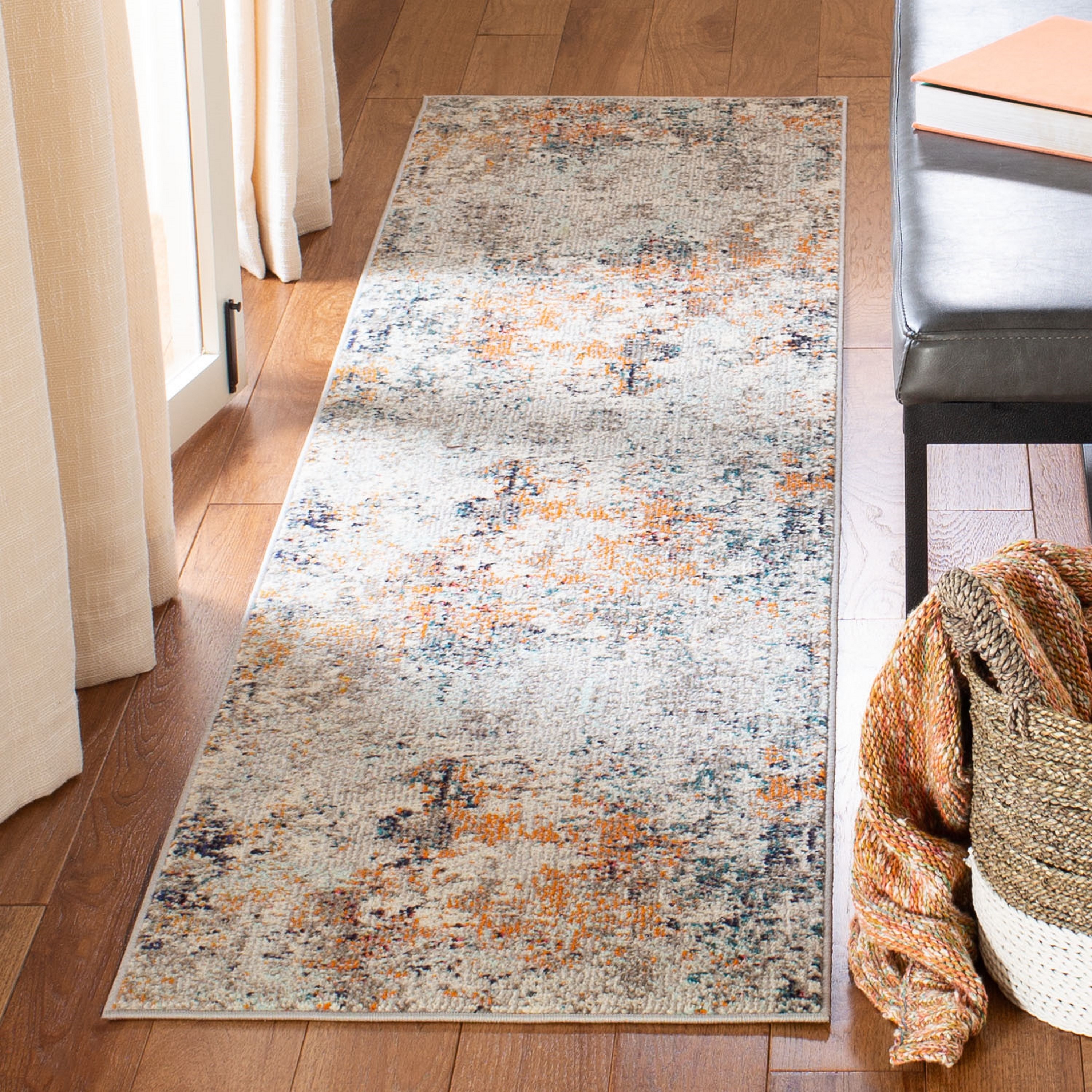 Safavieh MAD453A-216 Madison Markham 2 x 16 (ft) Loomed Polypropylene Gray/Beige Rectangular Indoor Abstract Industrial Runner rug