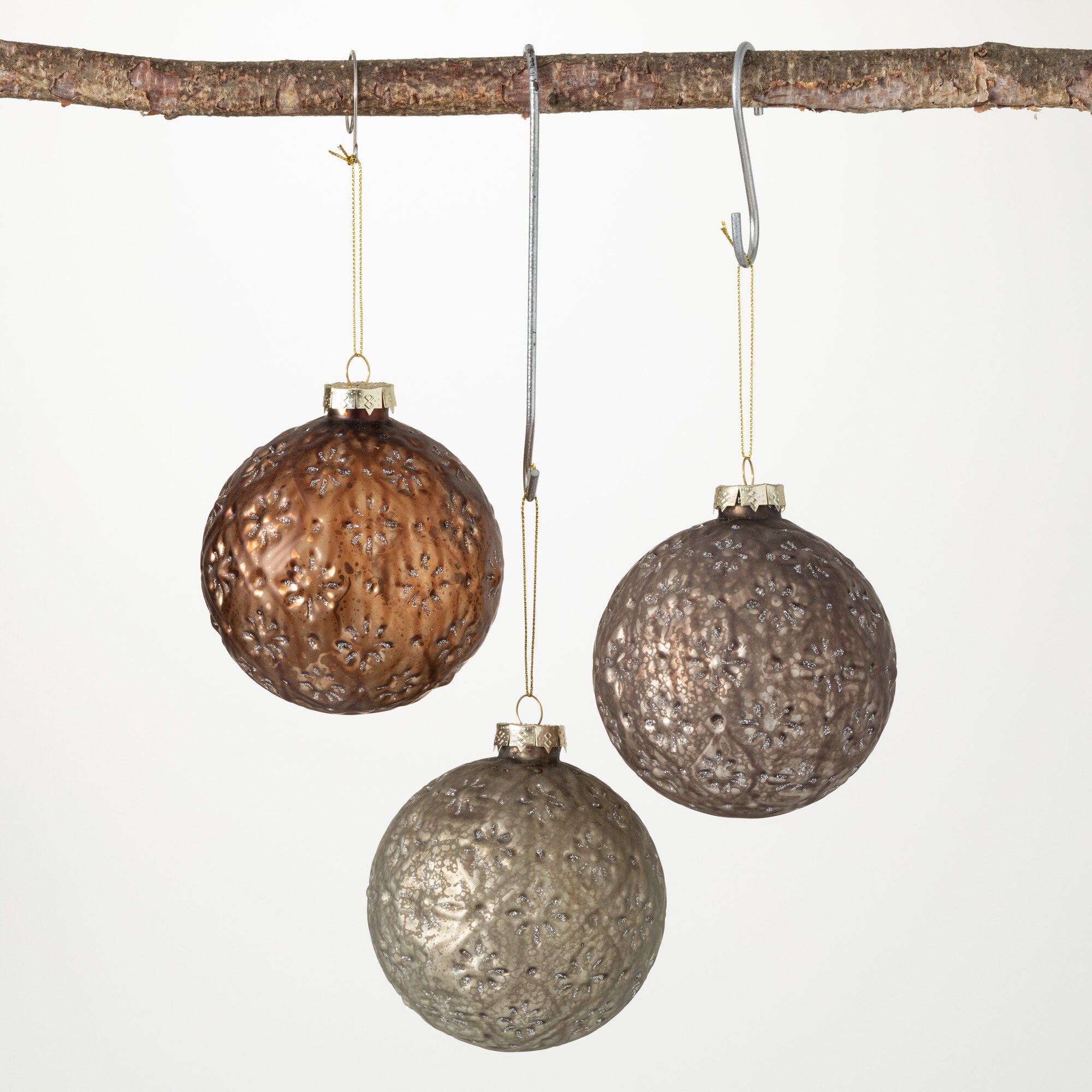 Sullivans 3-Pack Multiple Colors/Finishes Ball Standard Indoor Ornament ...