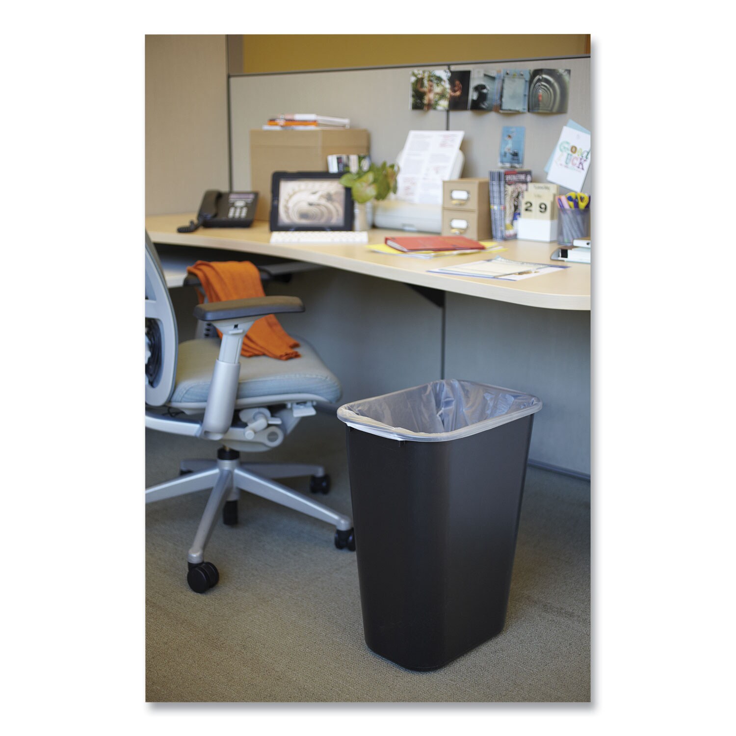 Rubbermaid Commercial Products RCP295700BK wastebaskets - View #4