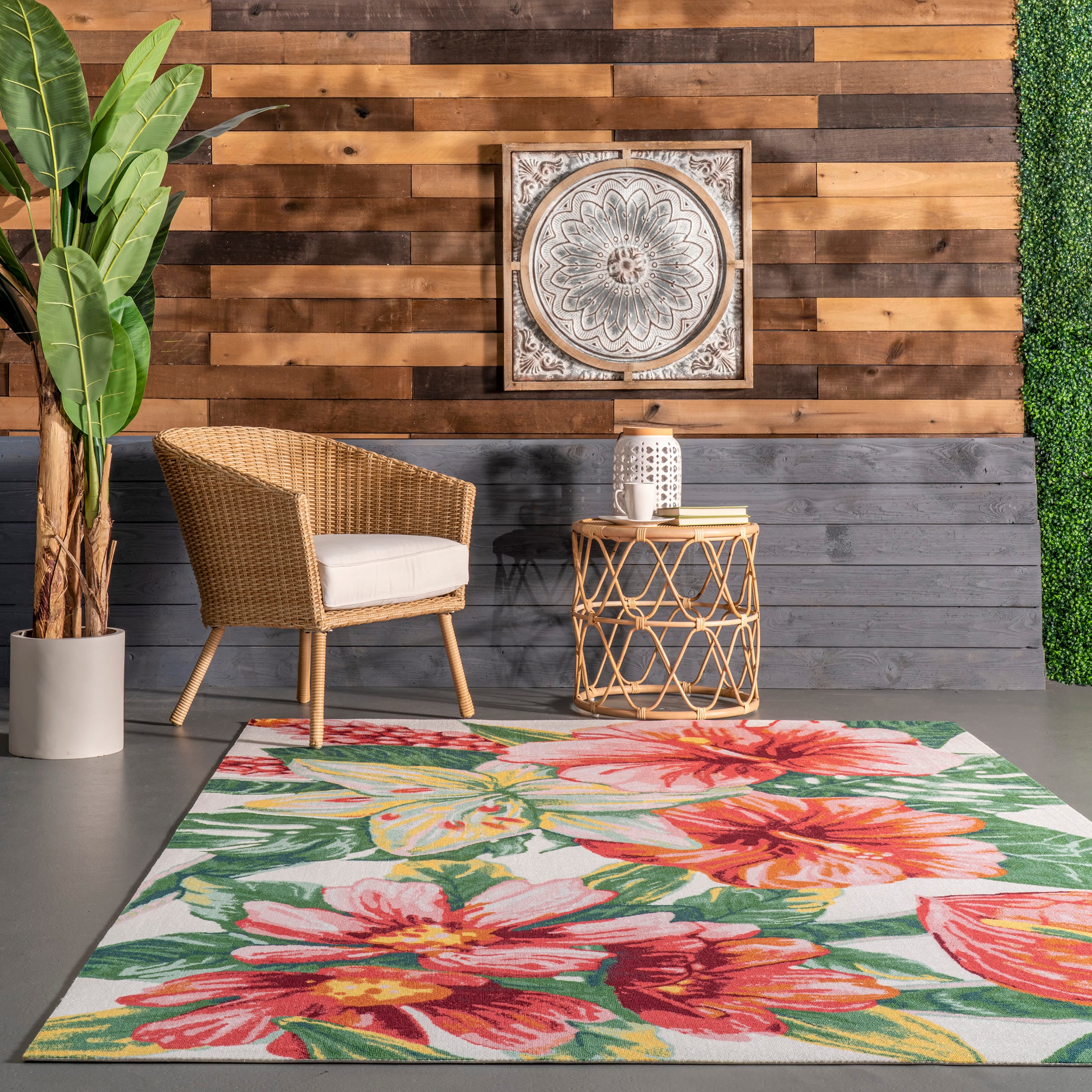 Multicolor Tropical Floral 49" Round Synthetic Indoor/Outdoor Rug