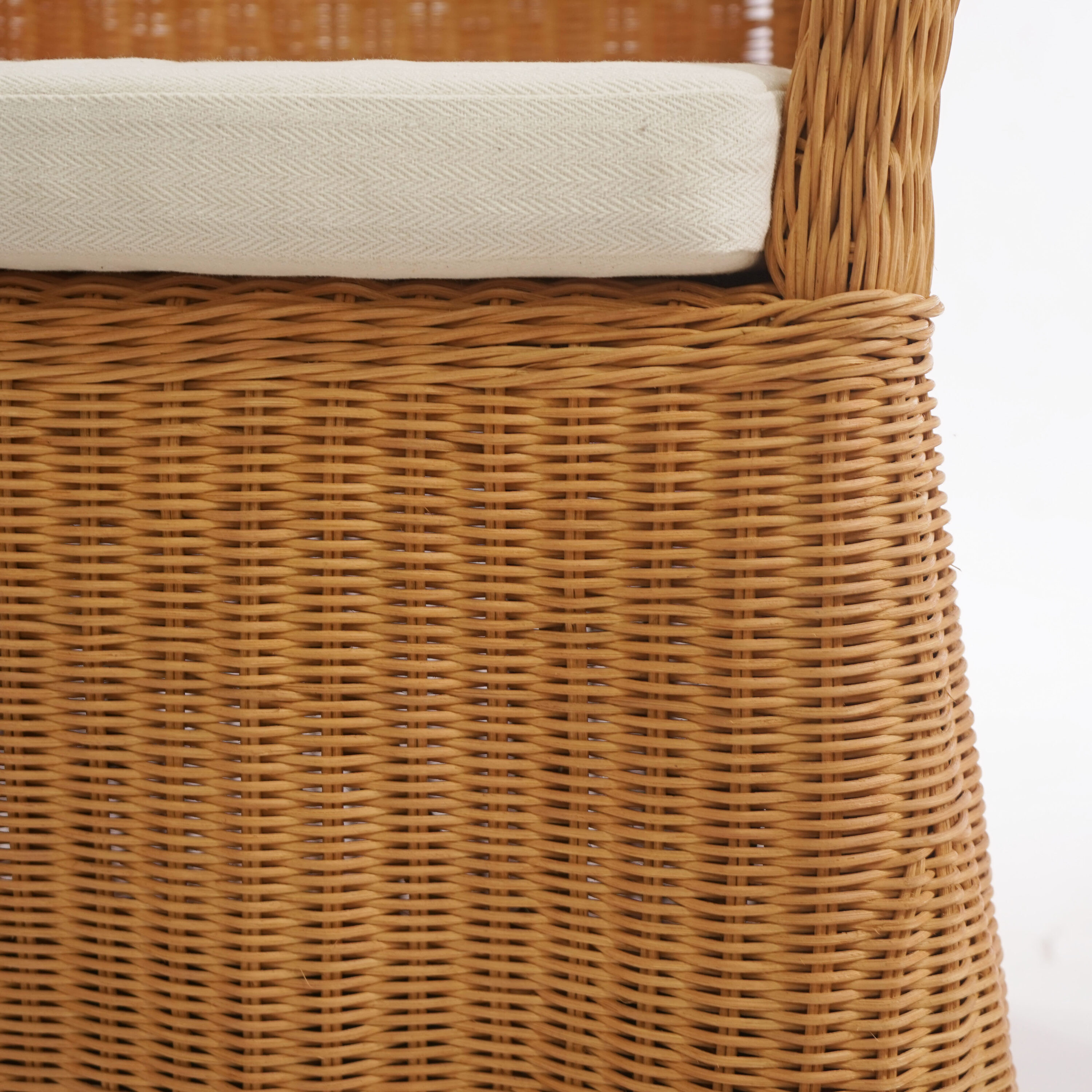 Safavieh CWK3033A Dining-Chairs - View #3