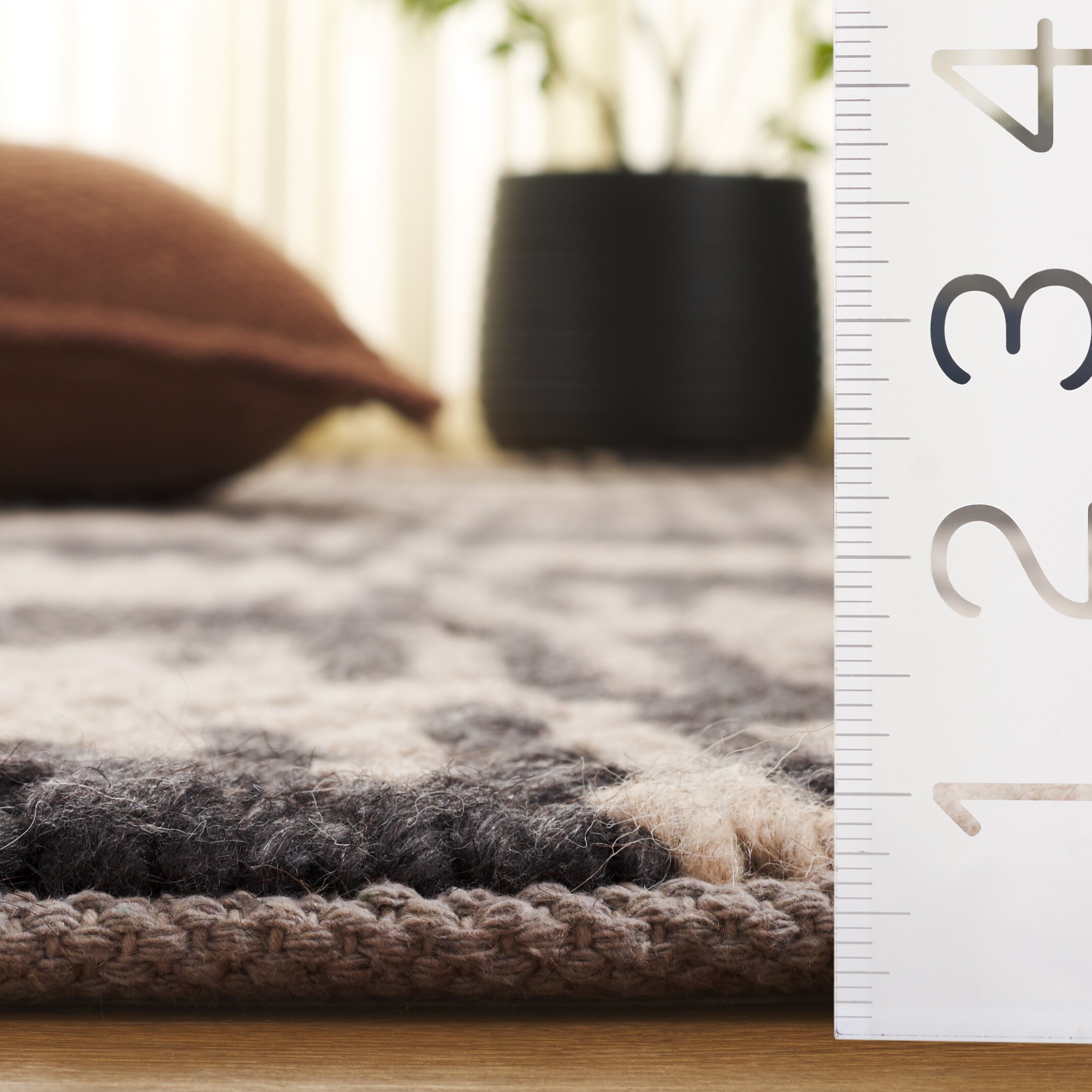 Safavieh NFC105Z-4 rugs - View #5