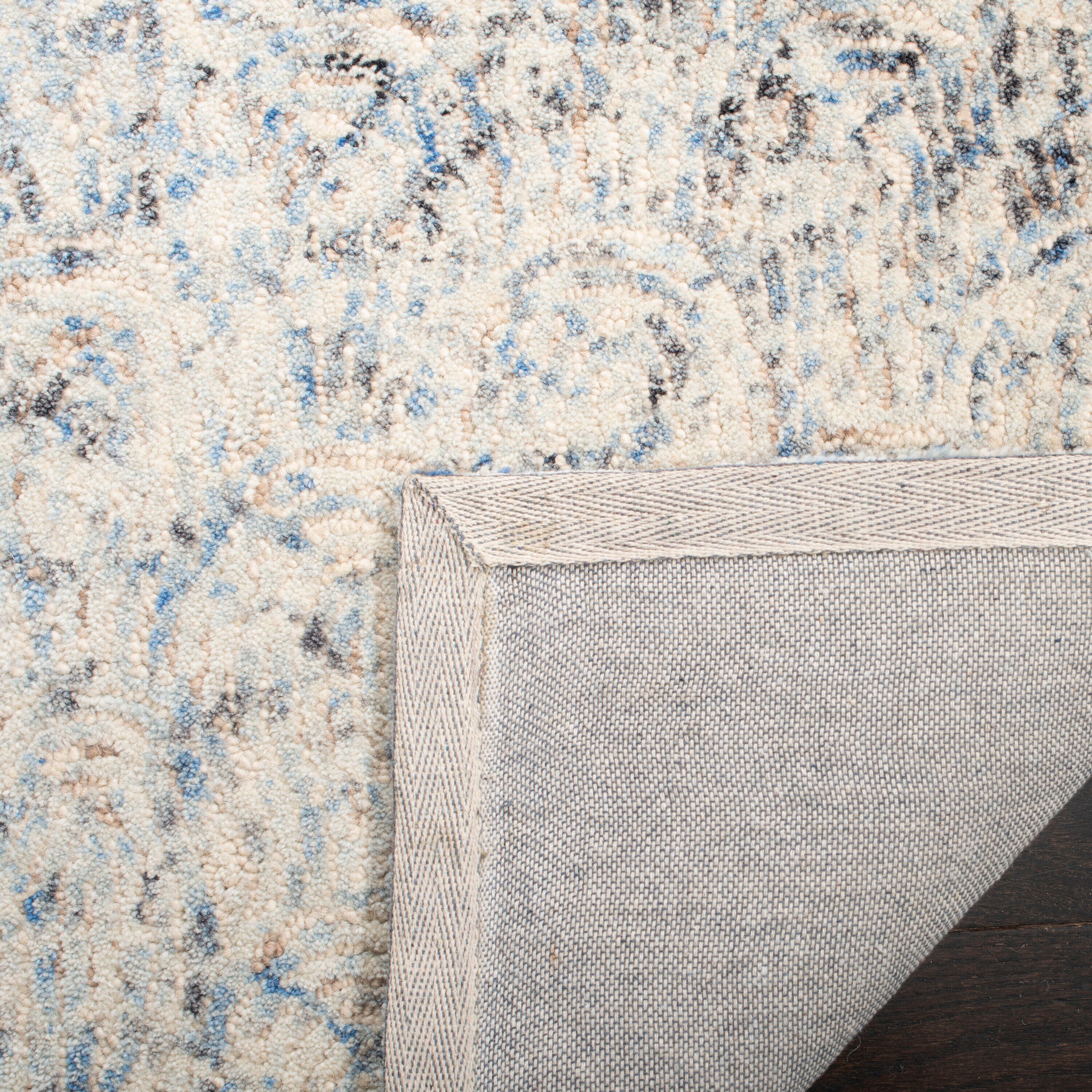 Safavieh REN677A-4 rugs - View #3