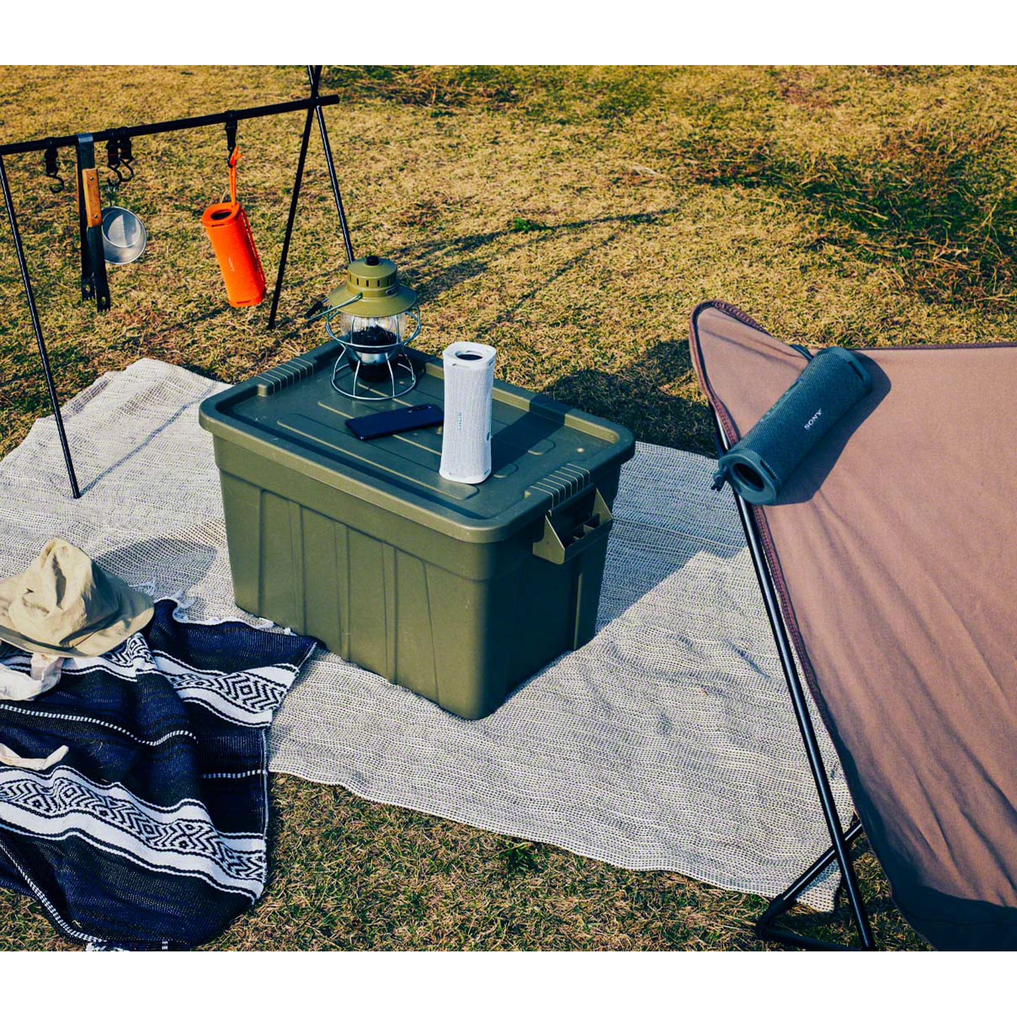 Sony SRSULT10W Portable-Speakers - View #6
