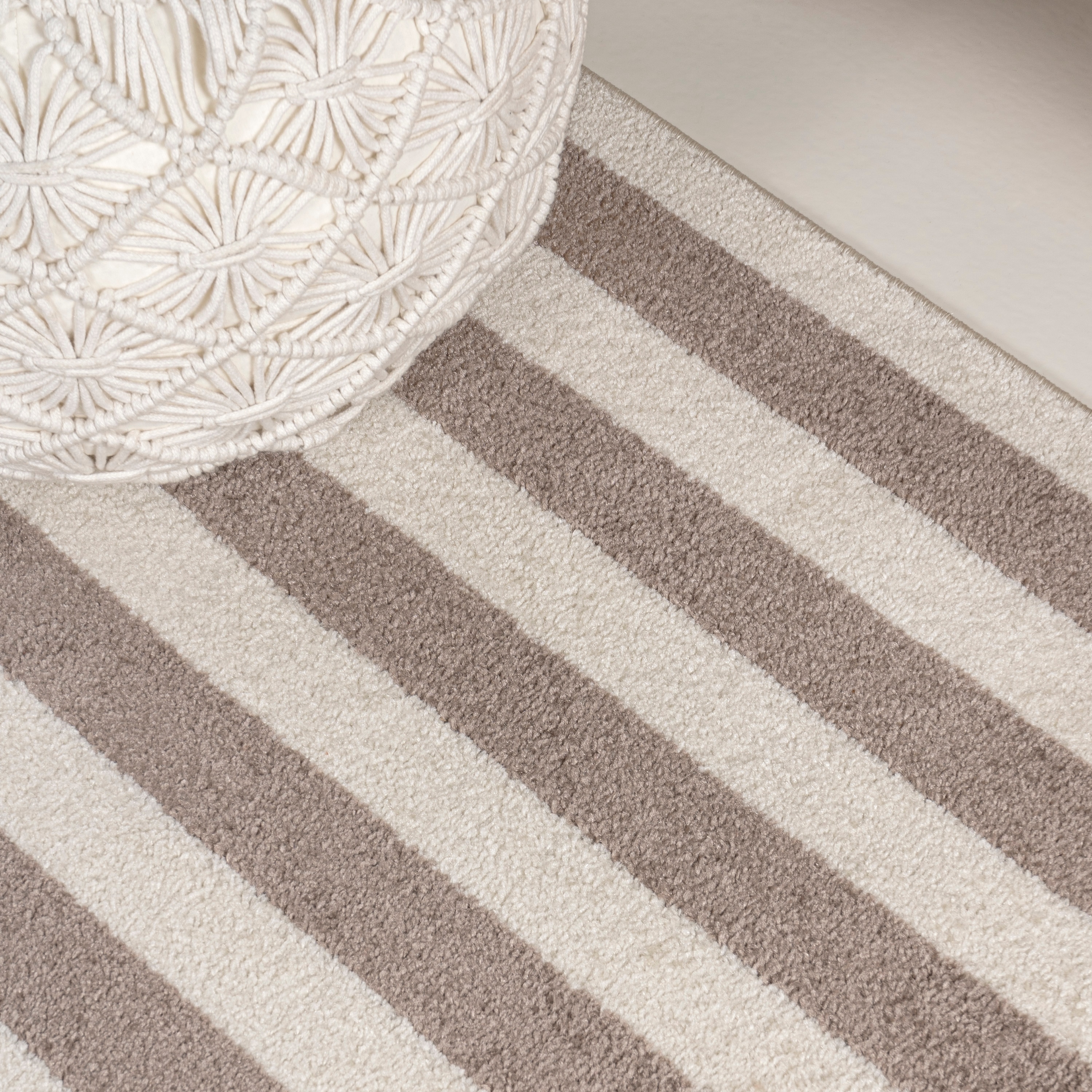 JONATHAN  Y MOH211A-9 rugs - View #8