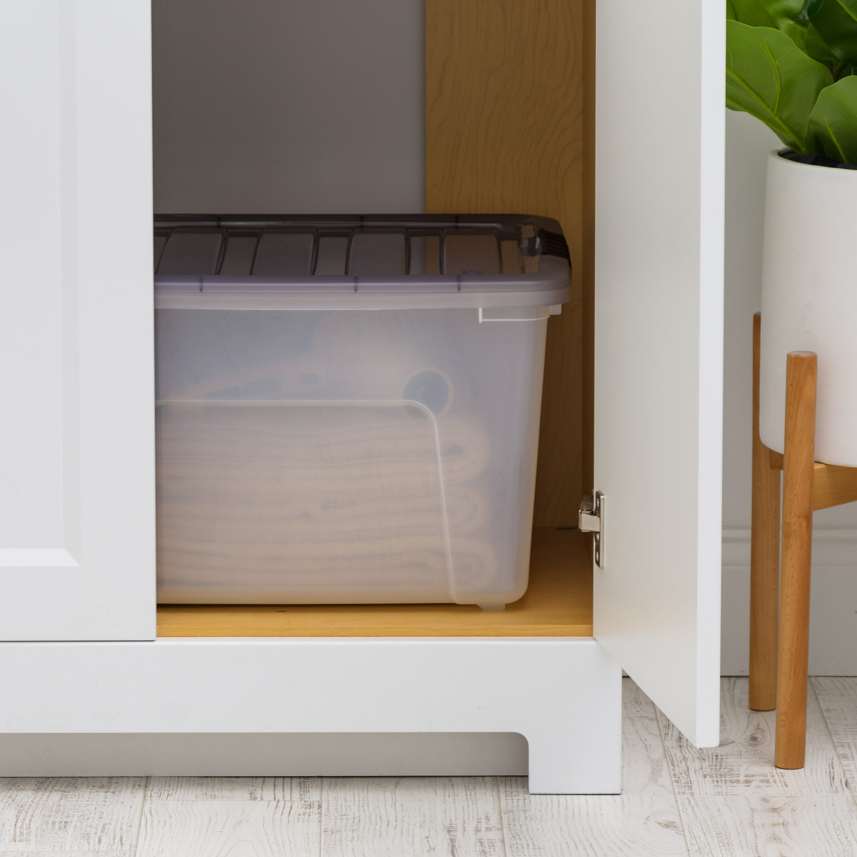IRIS 500147 Plastic-Storage-Totes - View #8