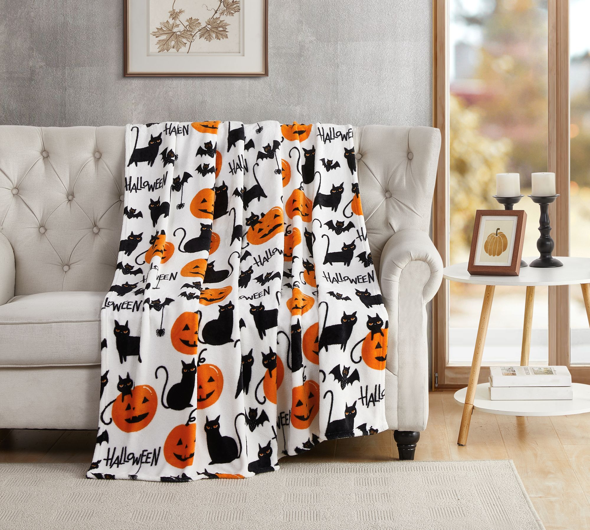 KATE AURORA Ultra Soft and Plush Oversized Halloween Spooky Cats Bats and Jack O' Lanterns Accent Throw Blanket 50 In W X 70 In L