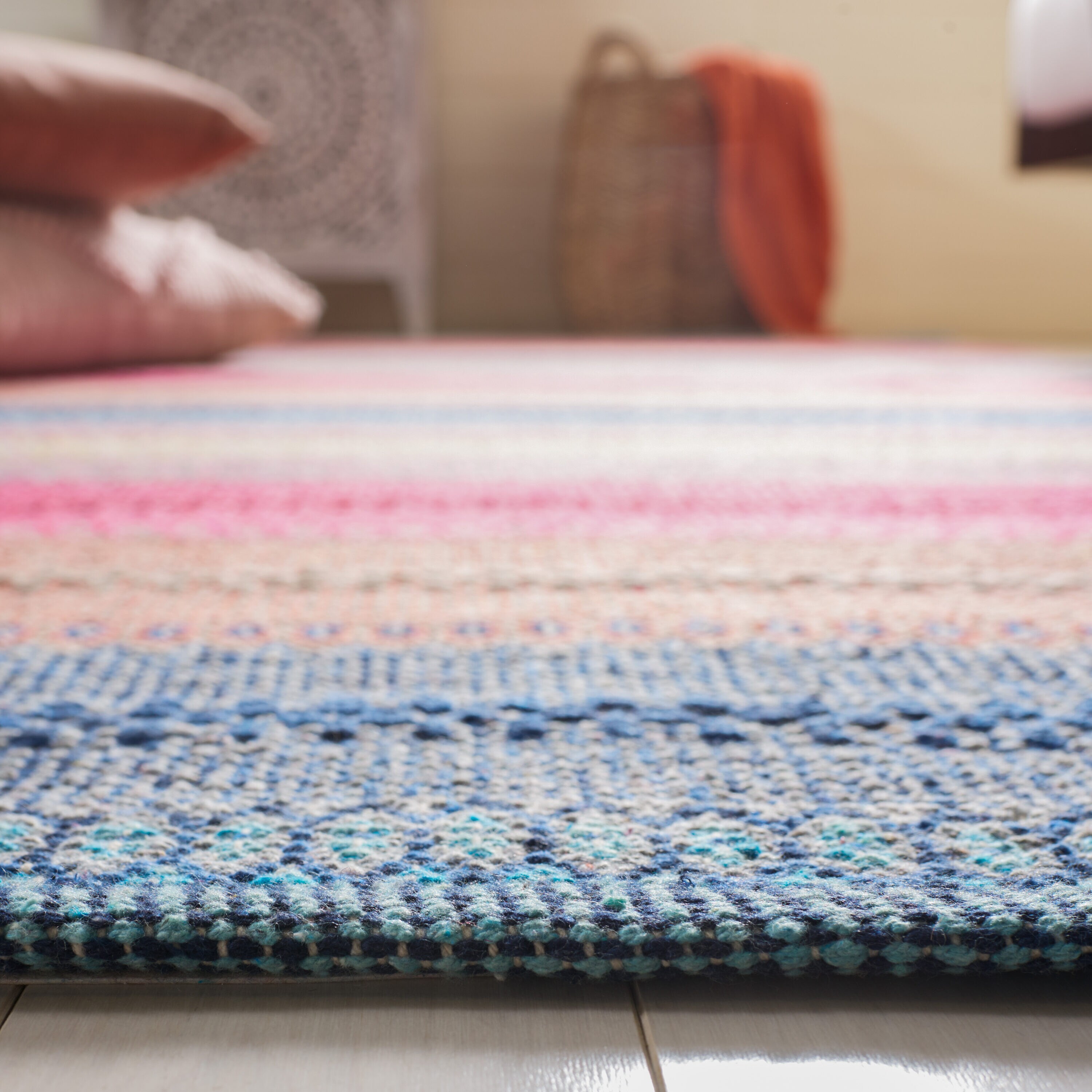 Safavieh MTK851M-8 rugs - View #4